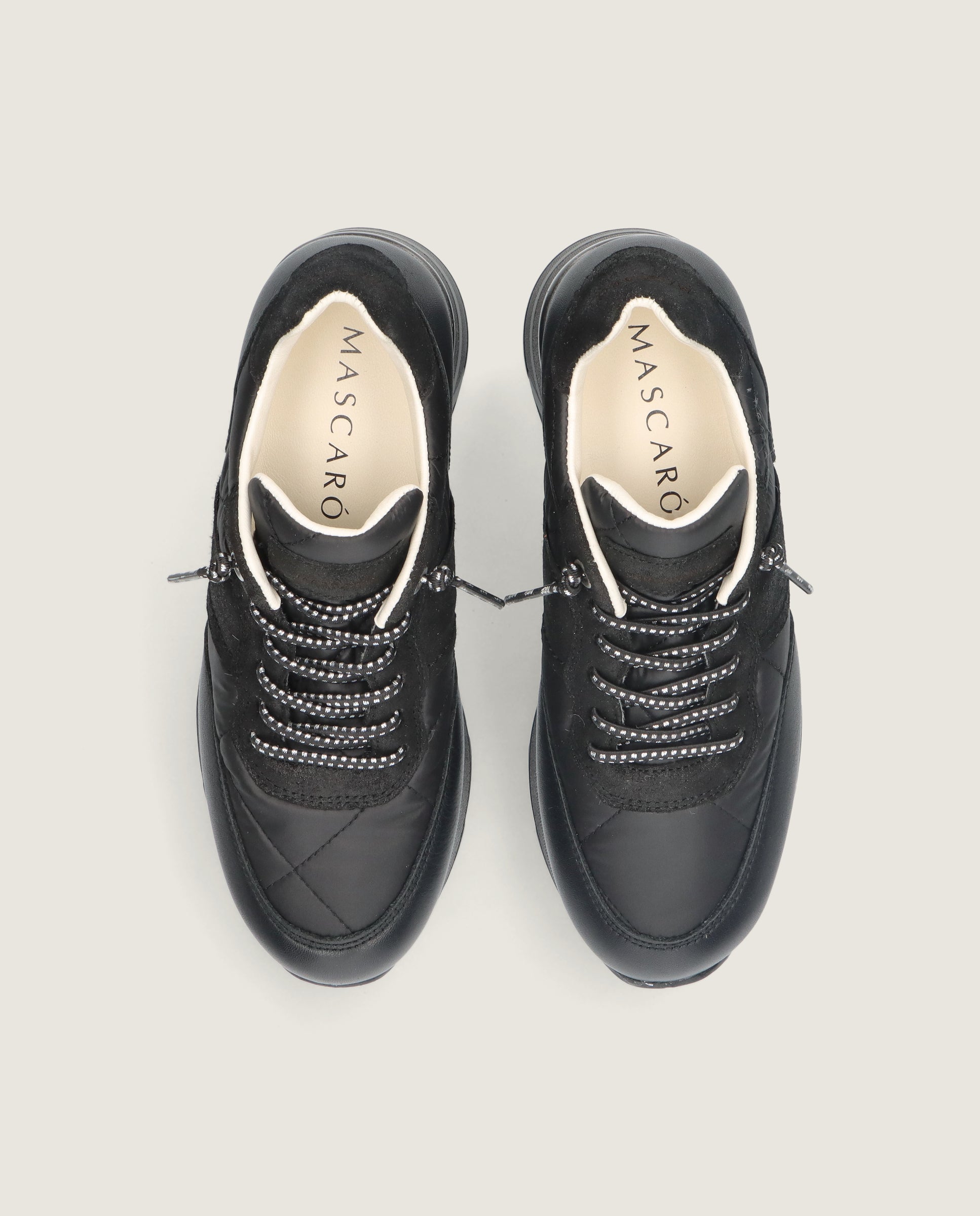 Schwarze Steffi Sportschuhe aus Wildleder