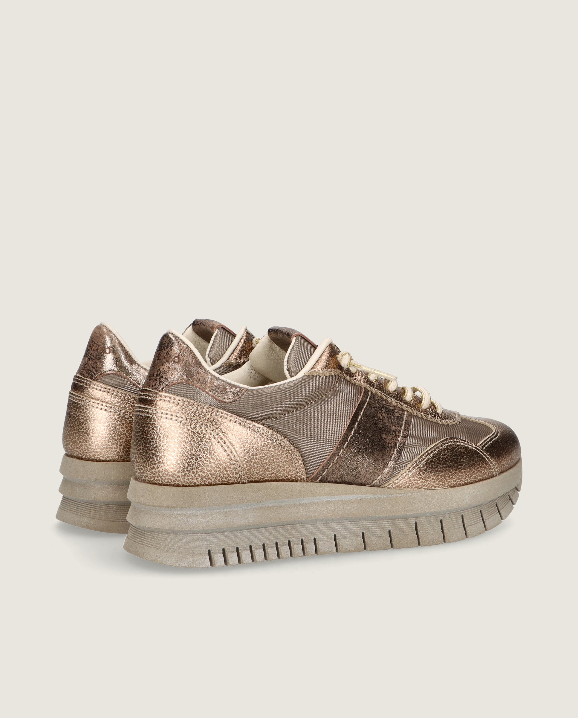 Zapatos Steffi Dorados Pieles metalizadas