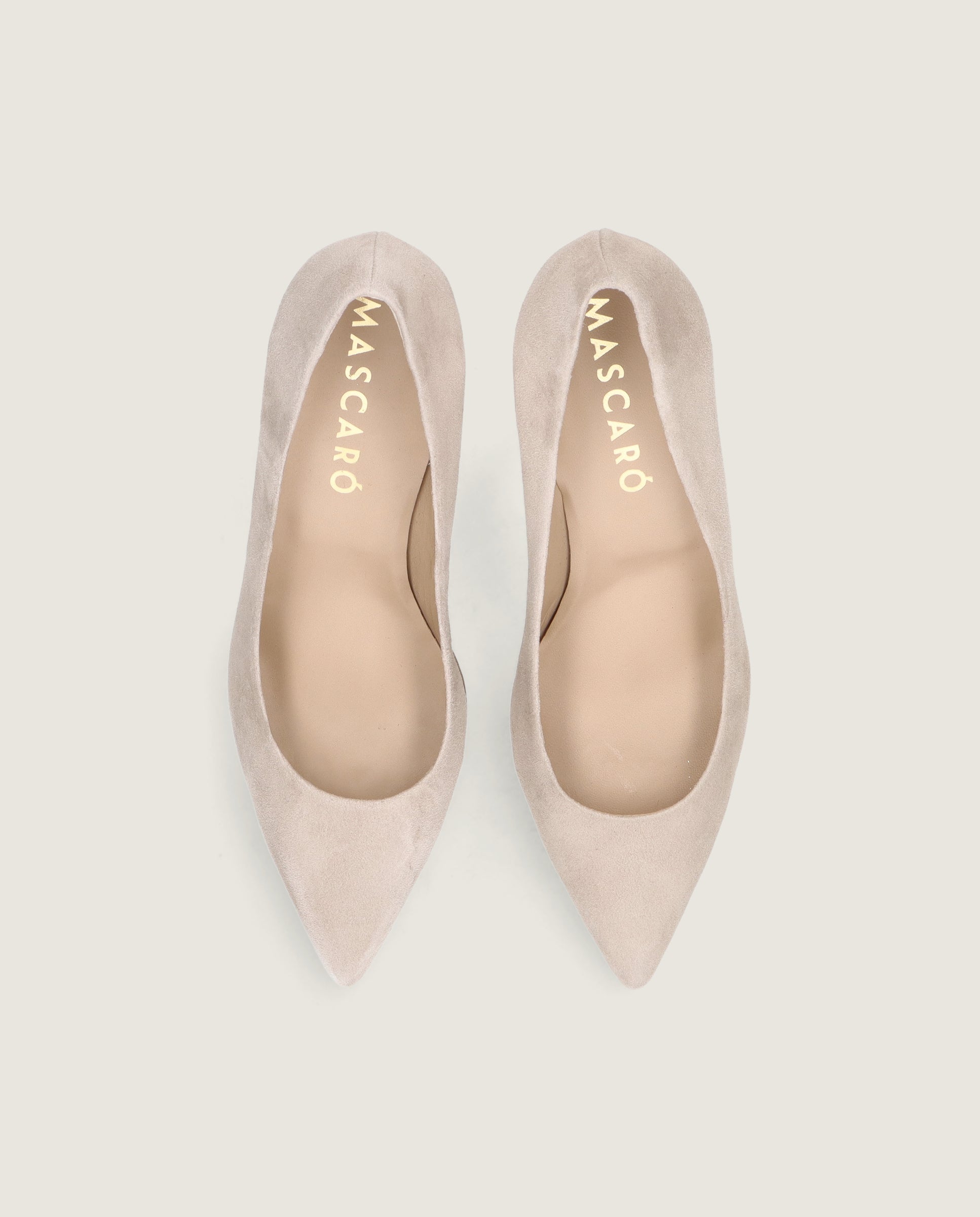 Renata pump in soft beige suede