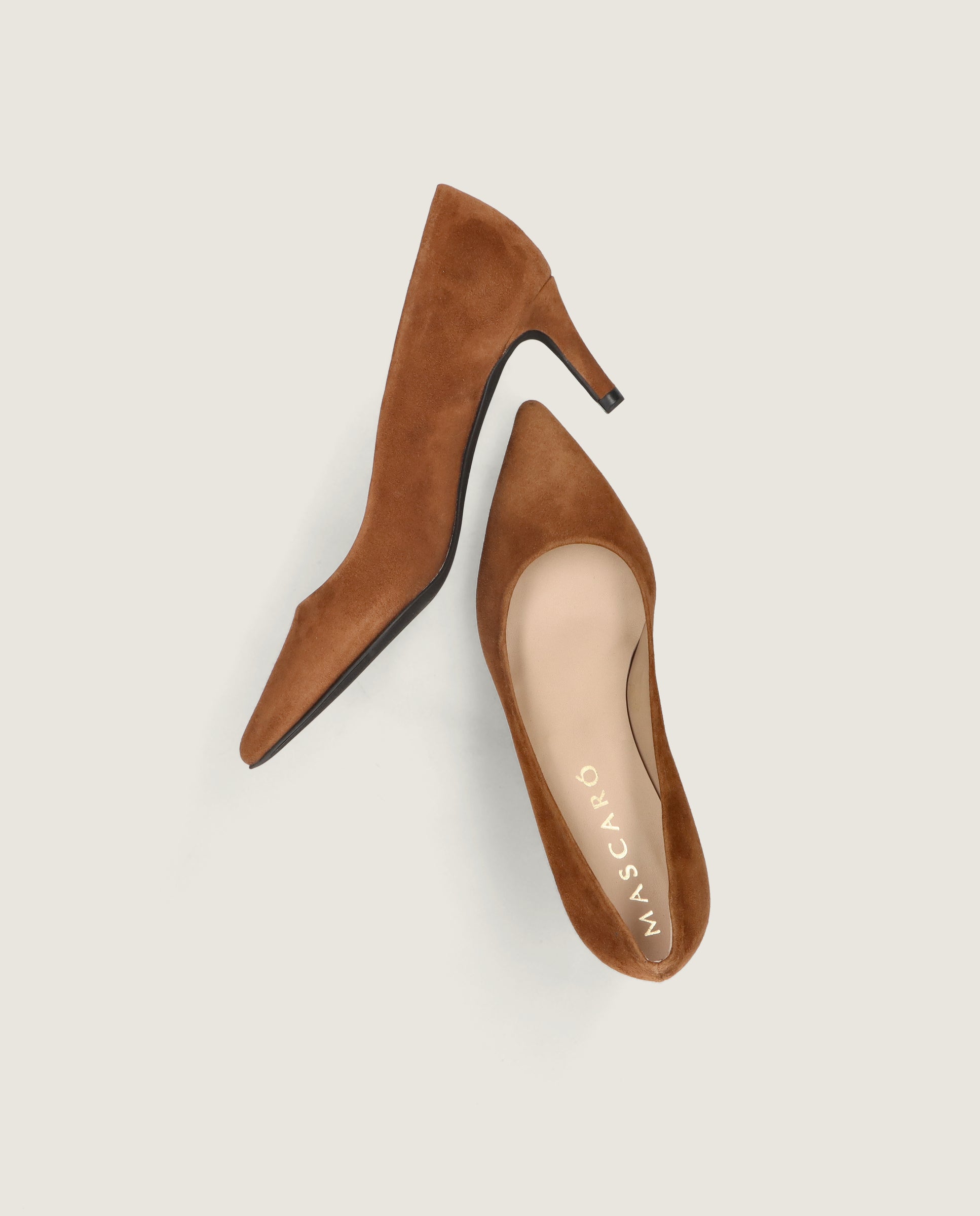 Salon Phoebe Marrones Ante