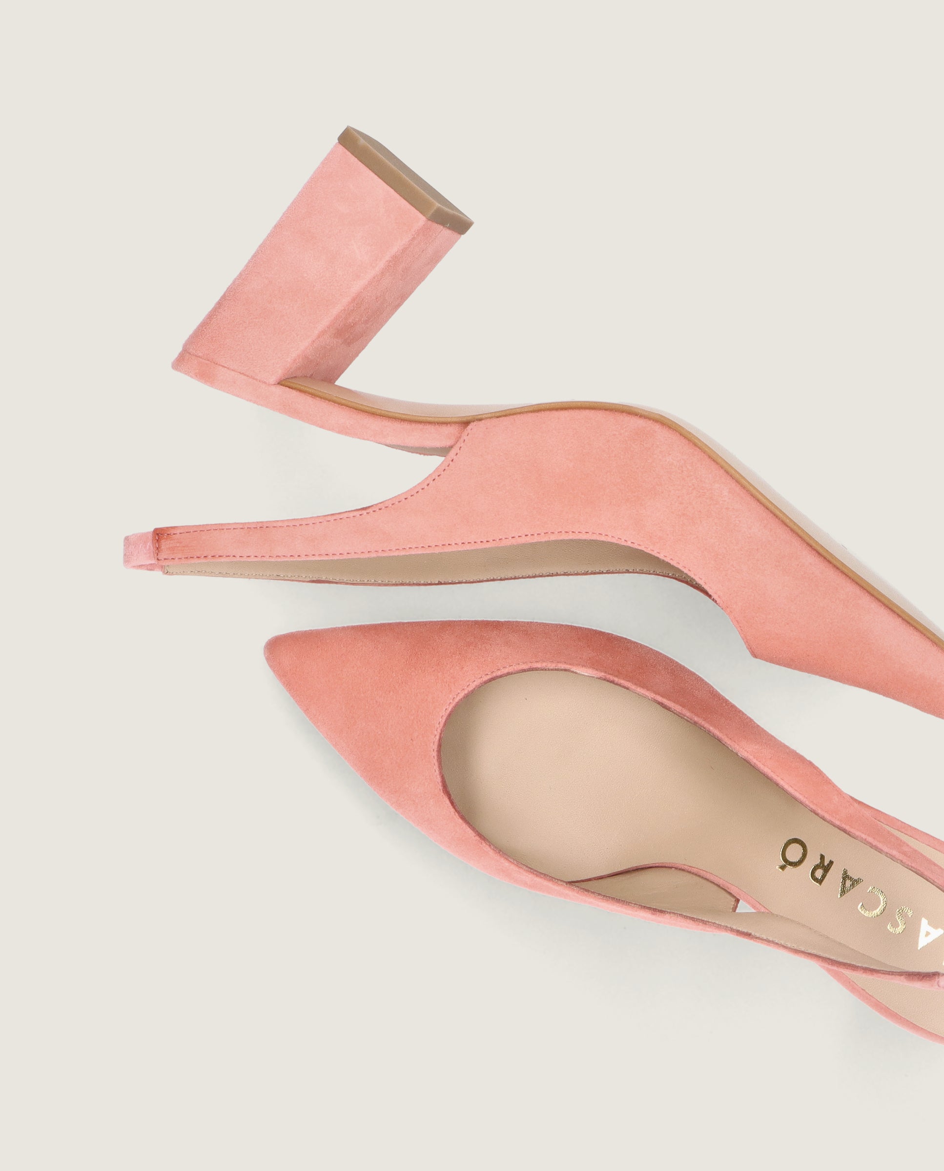 Renata Rosas Suede Salon