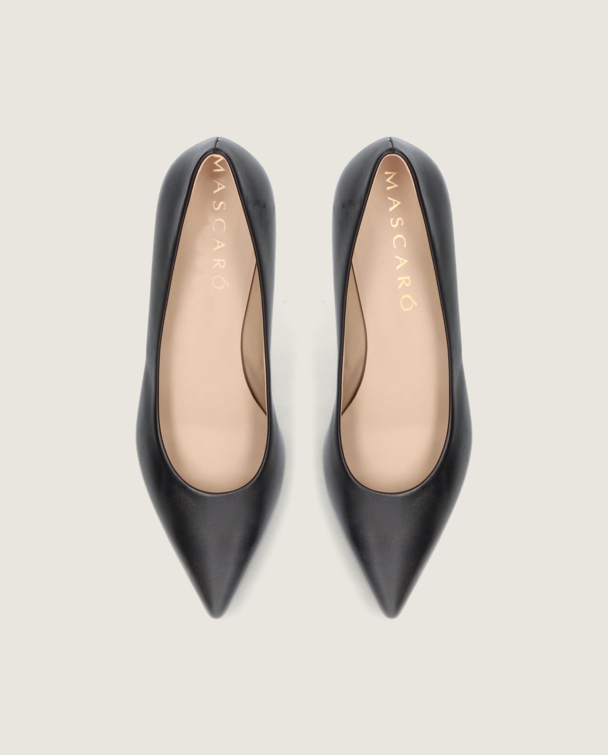 Vue alternative de Salon du cuir Holly Black par Mascaro