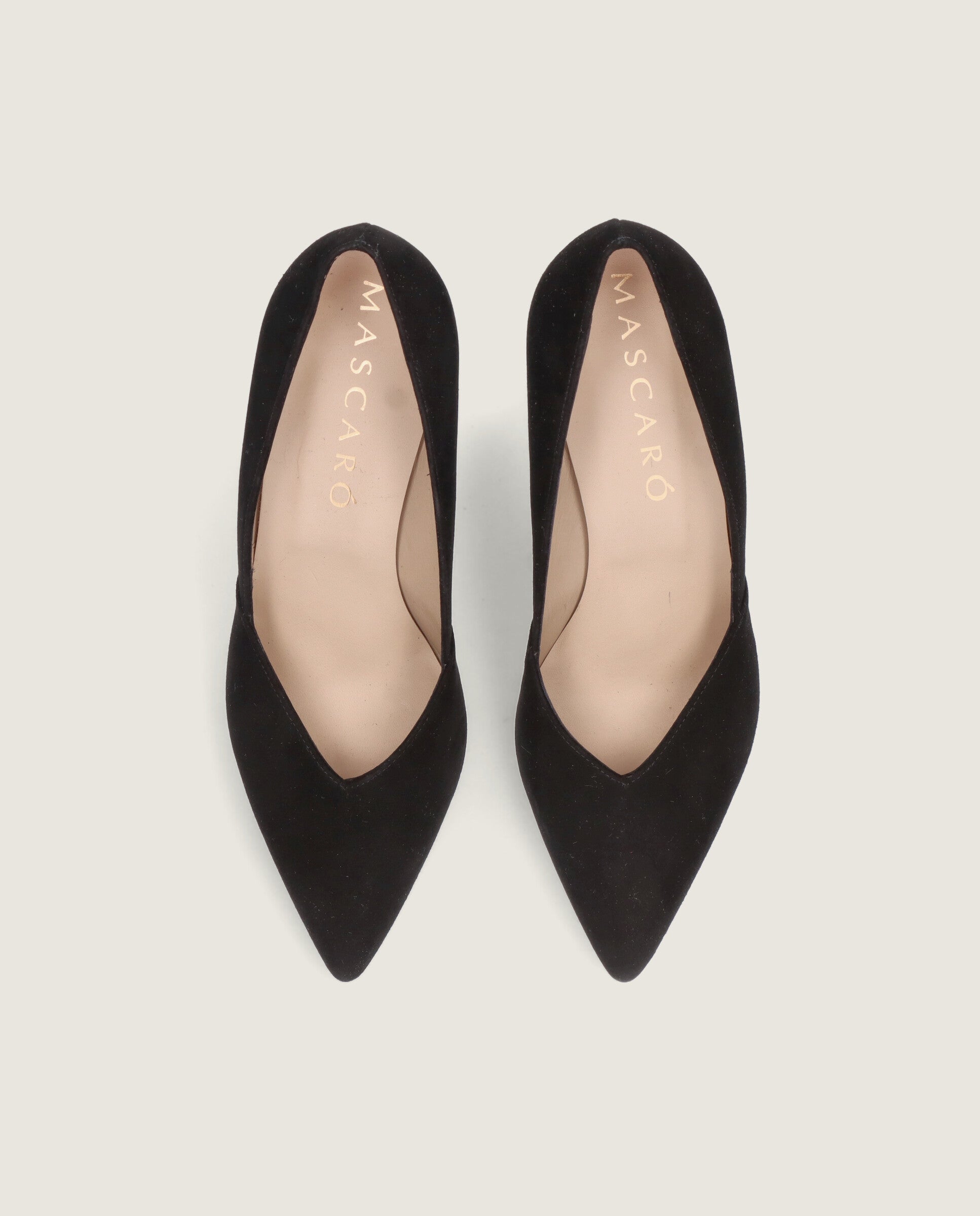 Alternative view of Salon Phoebe Negros Piel by Mascaro