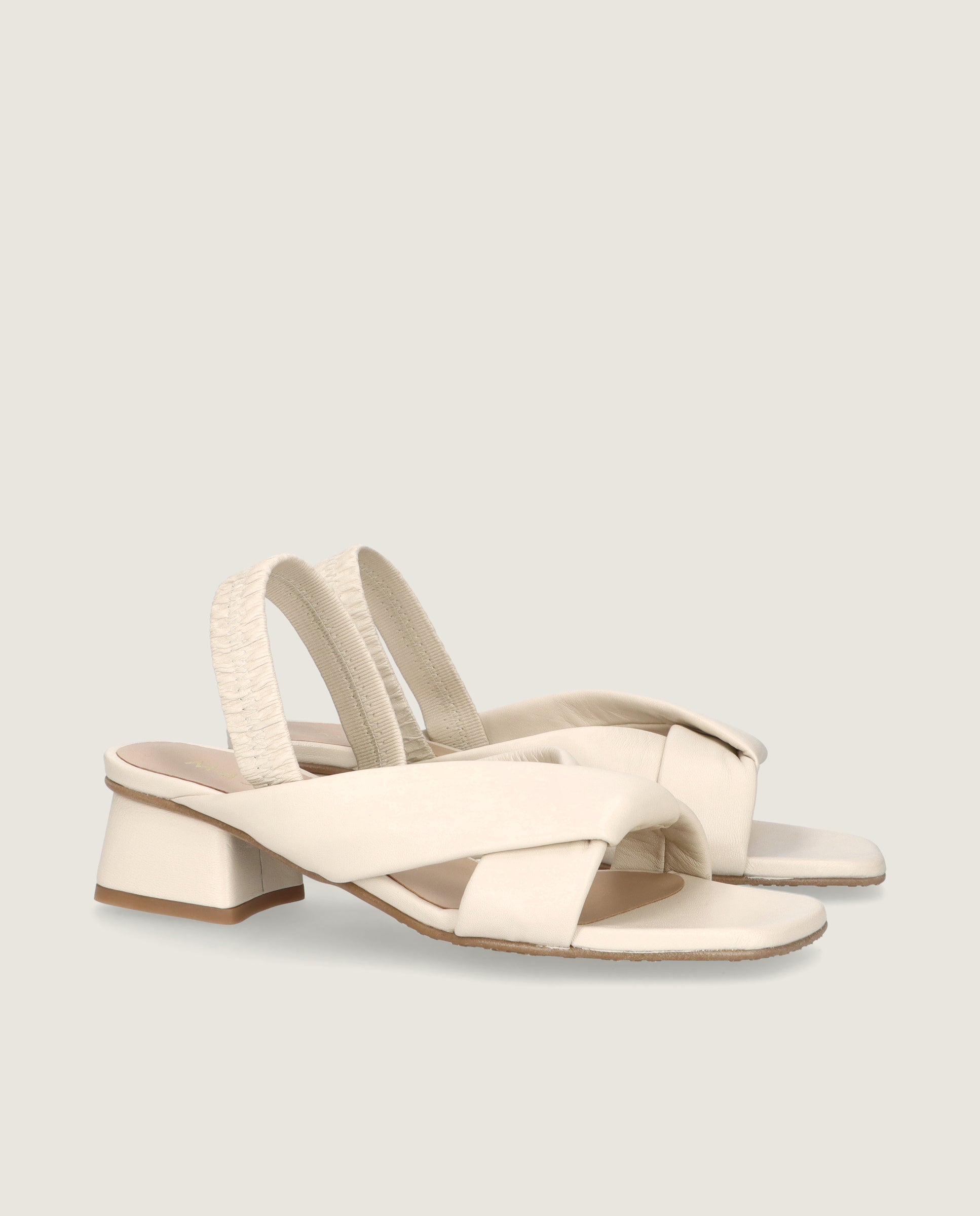 Imagen de Sandalias Cannes Blancos Piel por Mascaro