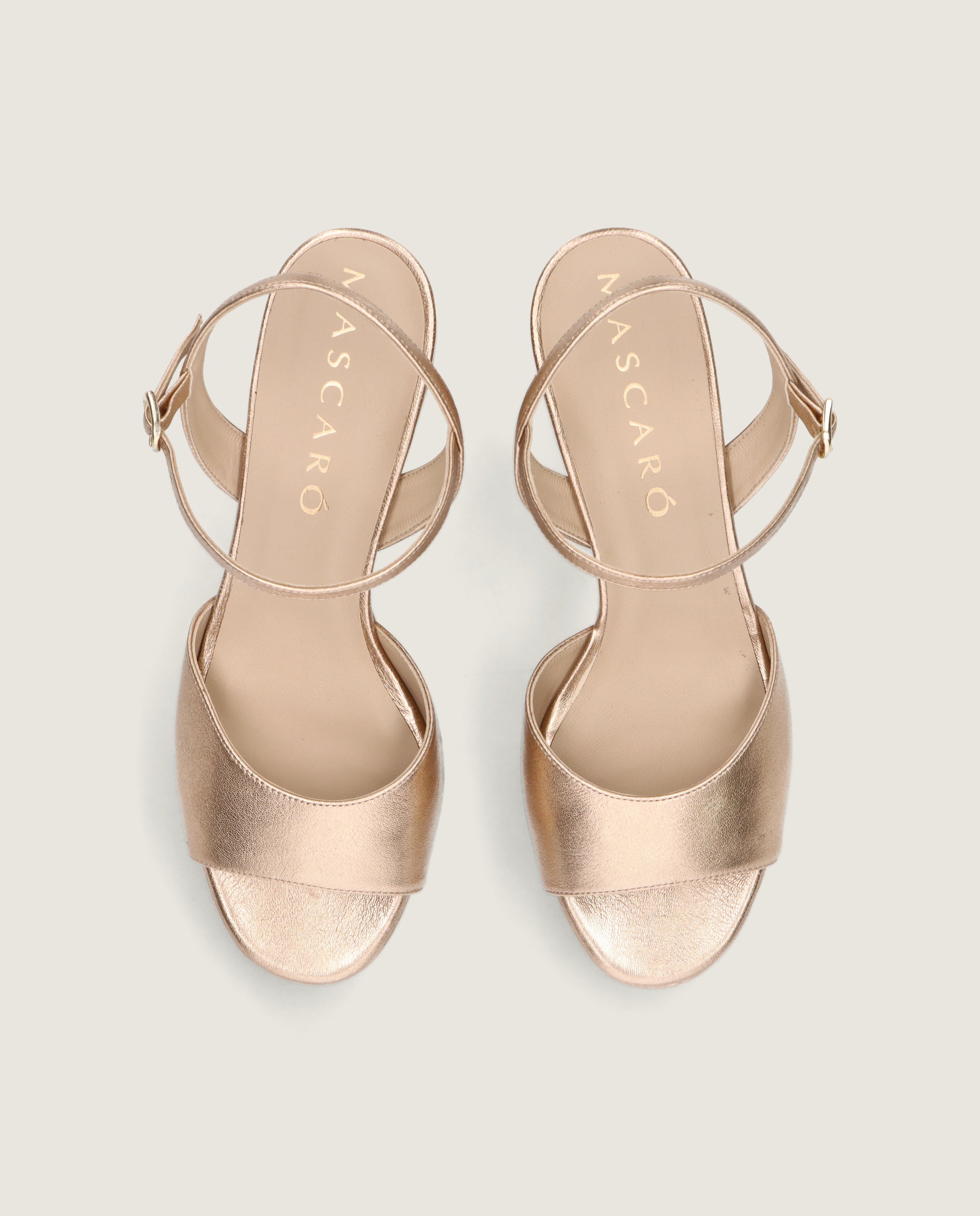 Vista alternativa de Sandalias Mae Dorados Pieles metalizadas por Mascaro