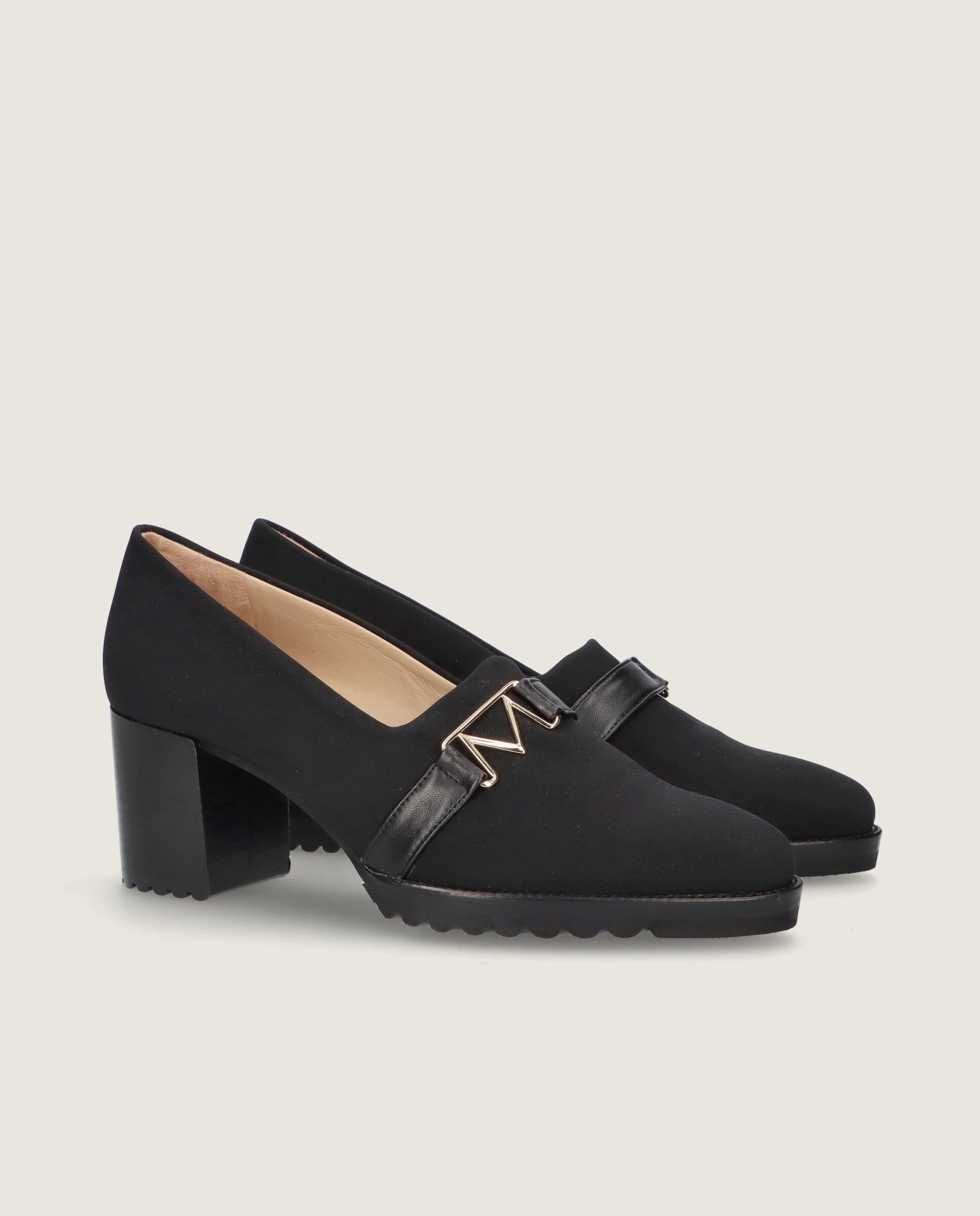 Imagen de Zapatos Abotinados Cindy Negros Tejidos por Mascaro