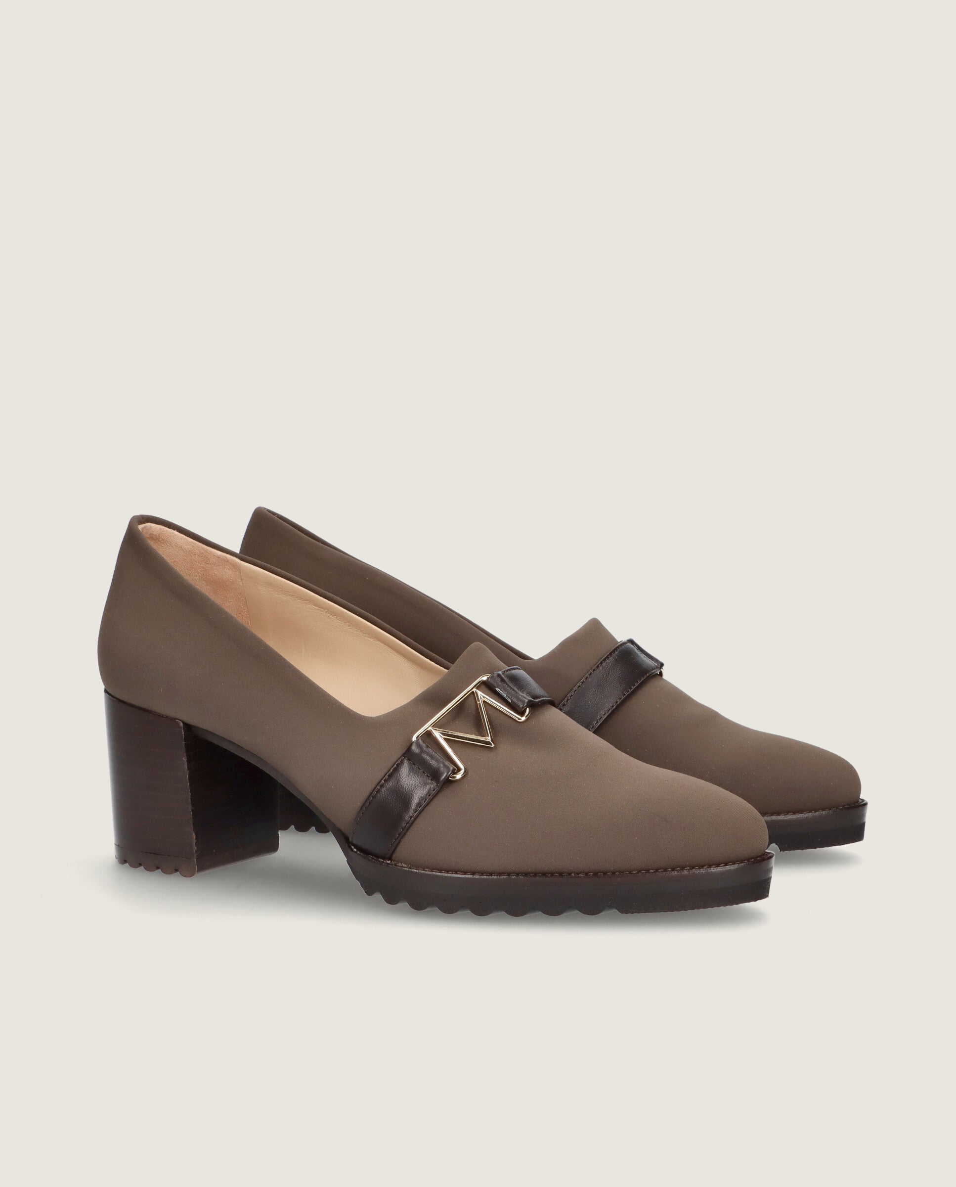 Zapatos Abotinados Cindy Marrones Tejidos