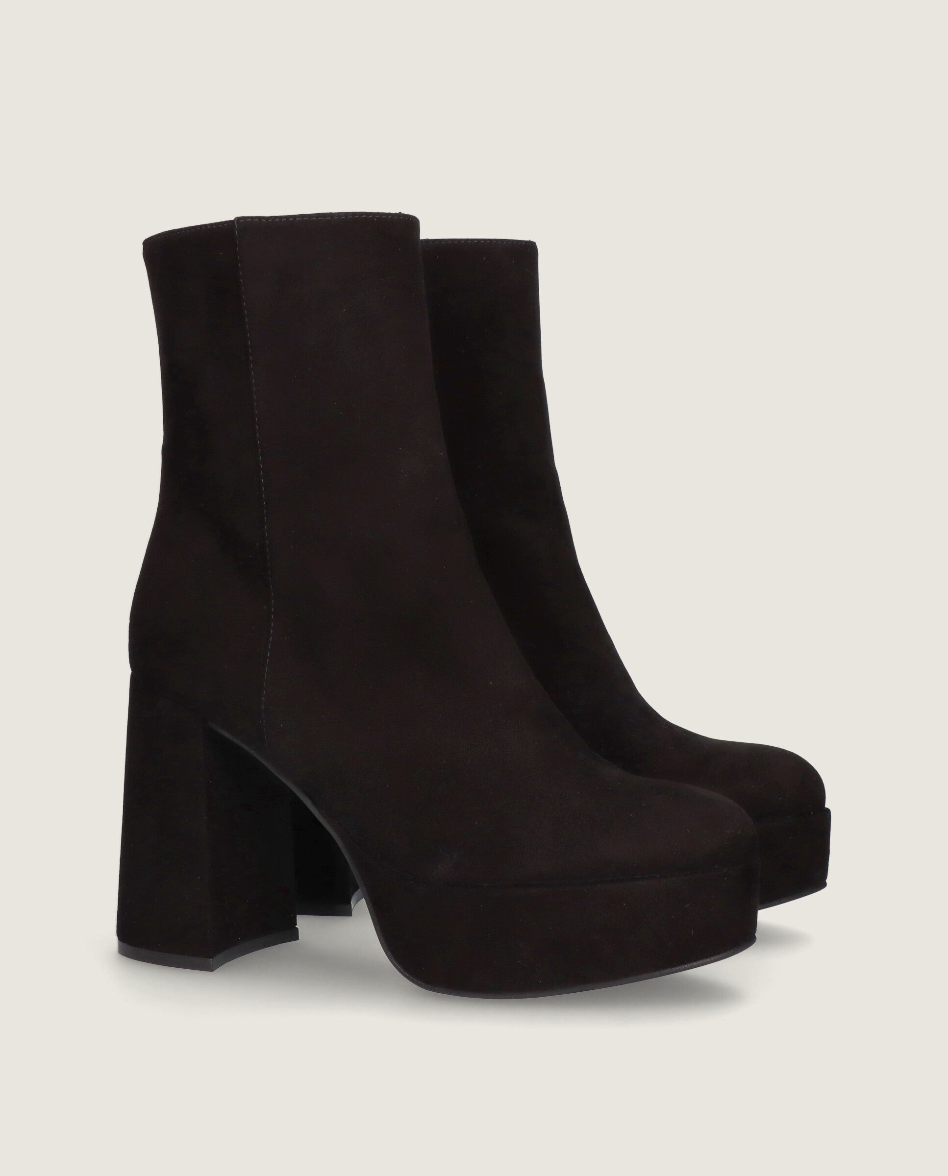 Anna Schwarze Wildleder Stiefeletten