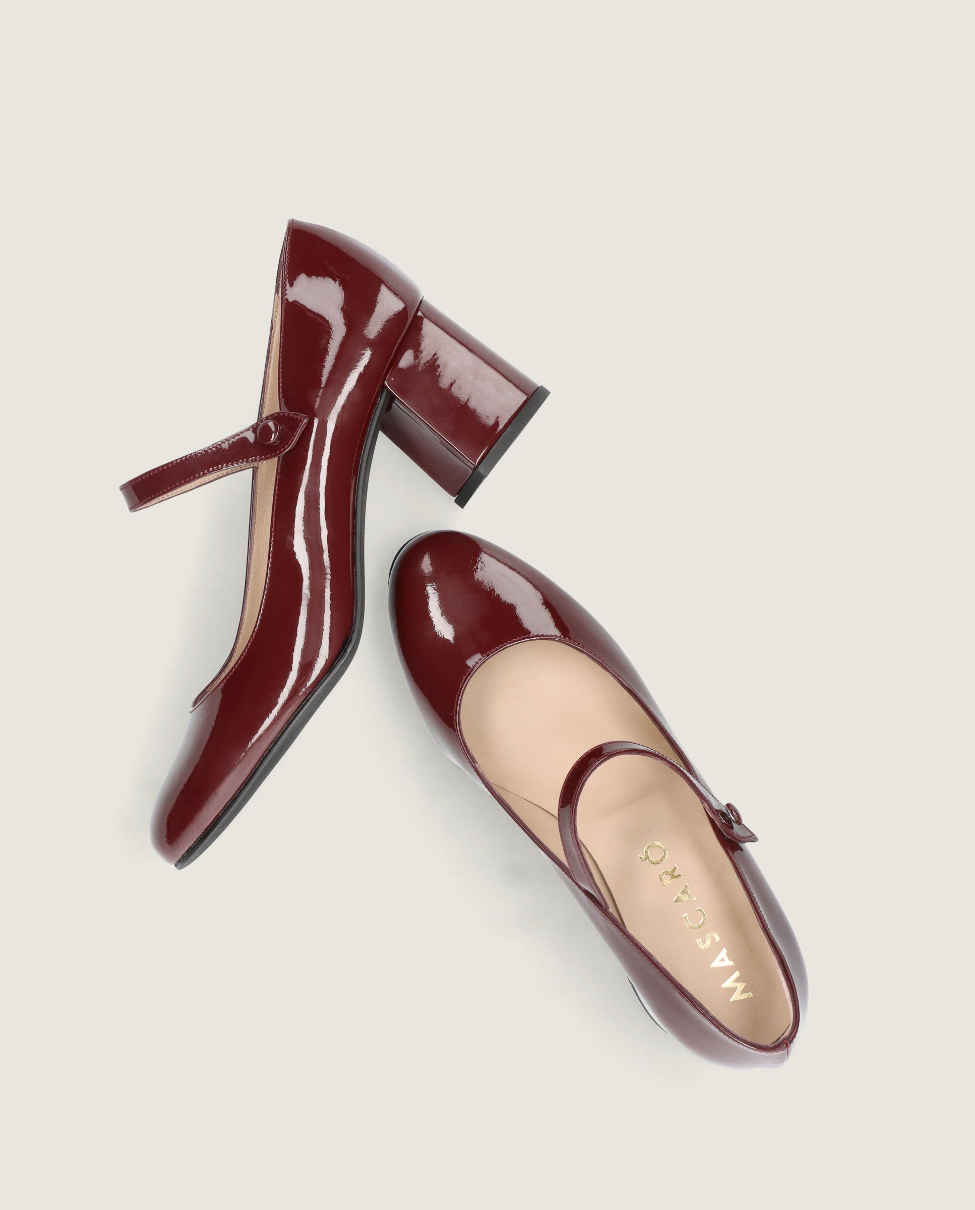 Yumi Red Patent Leather Pumps