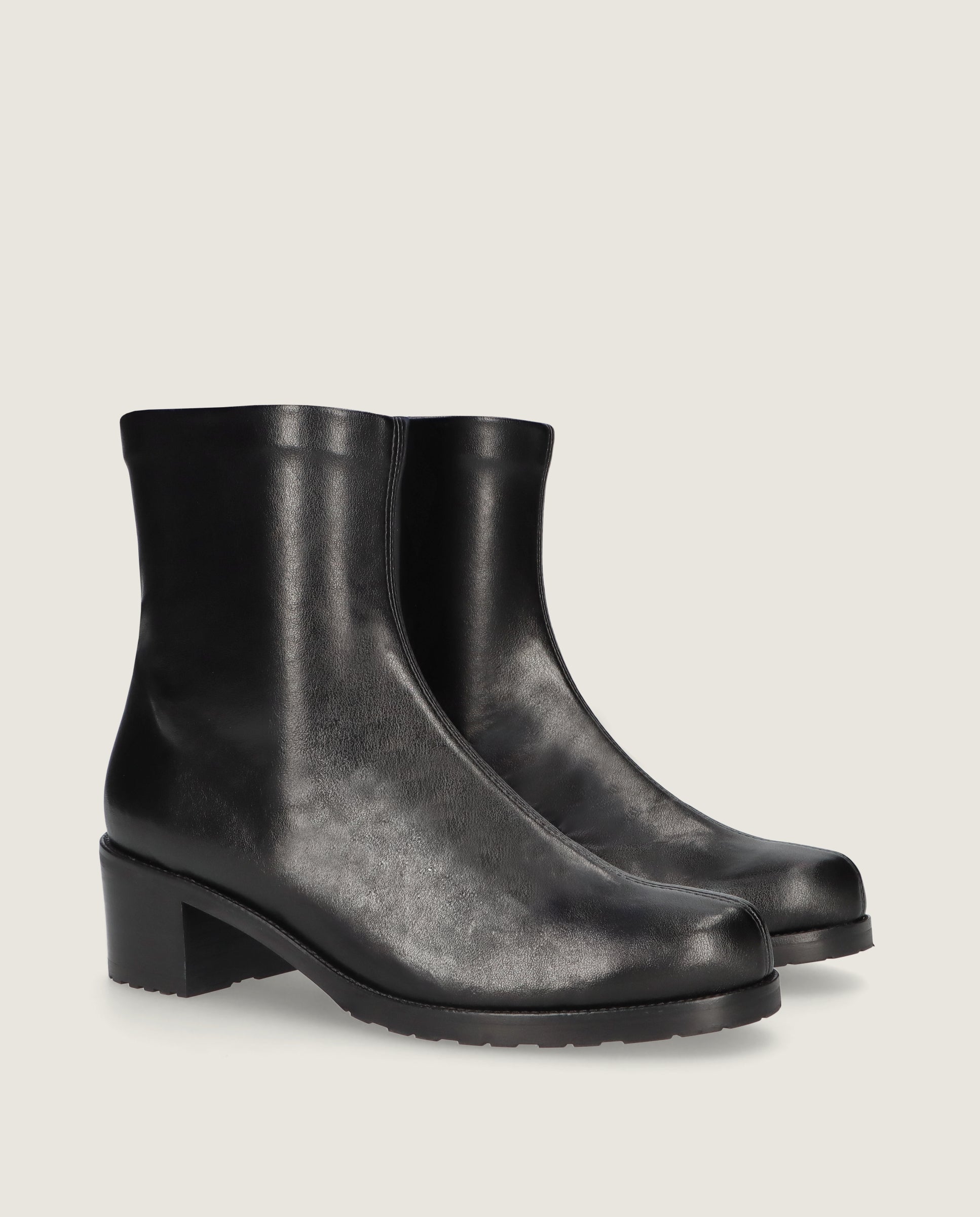 Image of Claudette Black Woven Ankle Boots by Mascaro