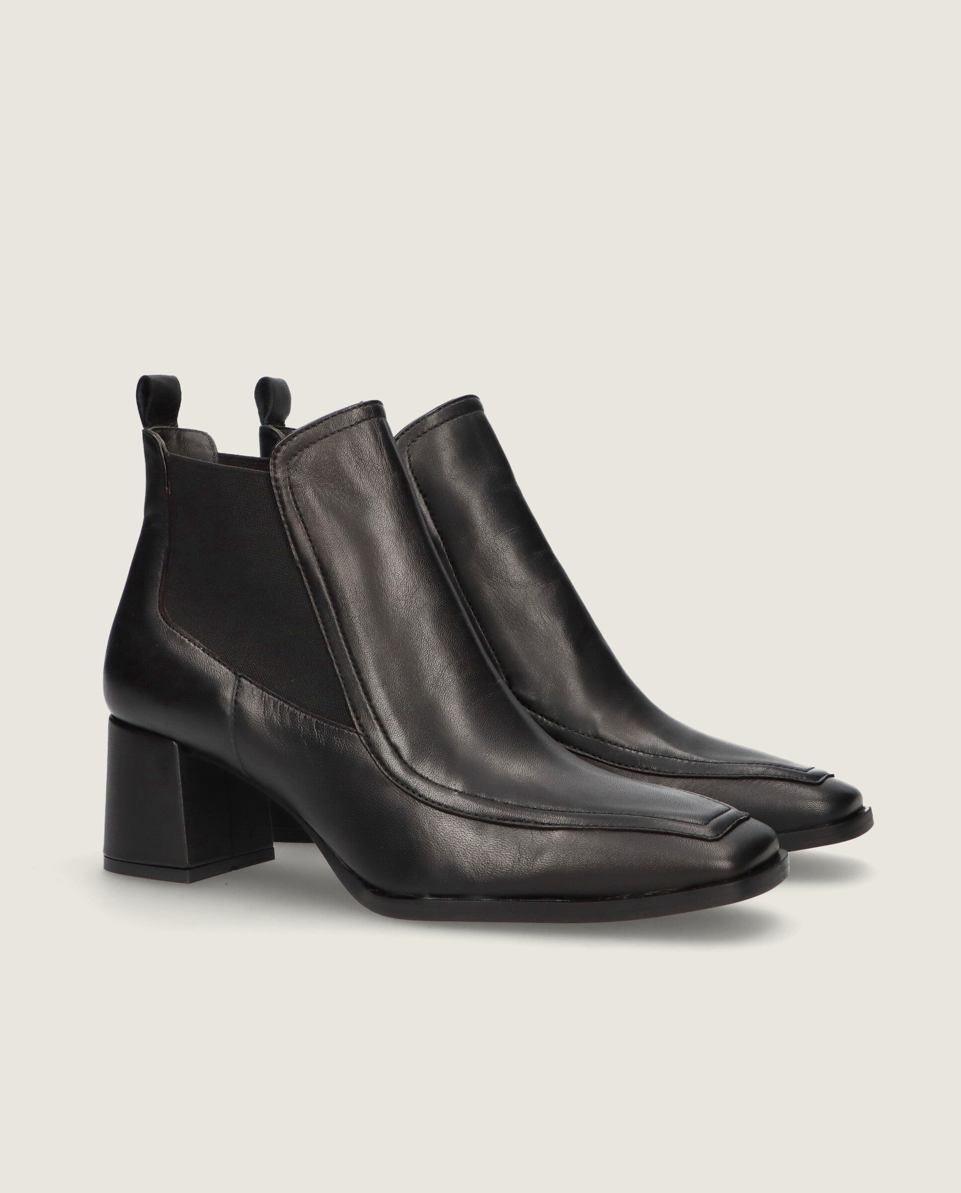 Image of Shirin Black Leather Ankle Boots by Mascaro