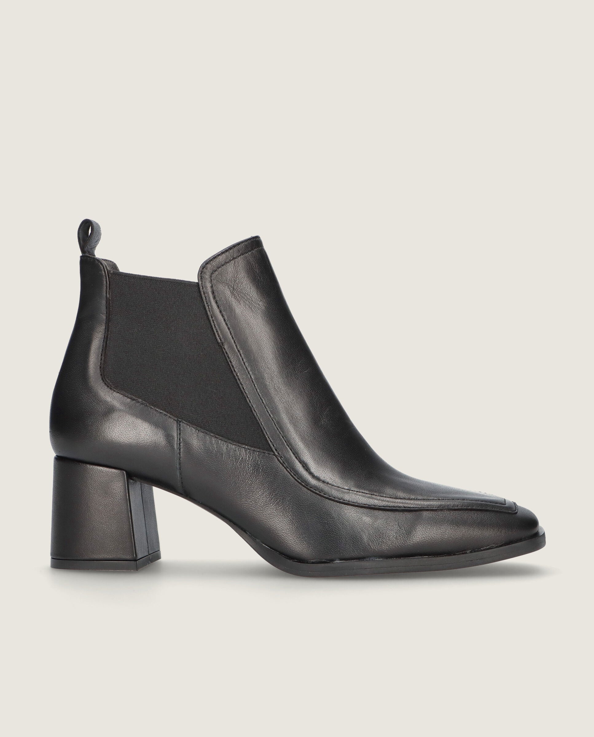 Bottines en cuir noir Shirin
