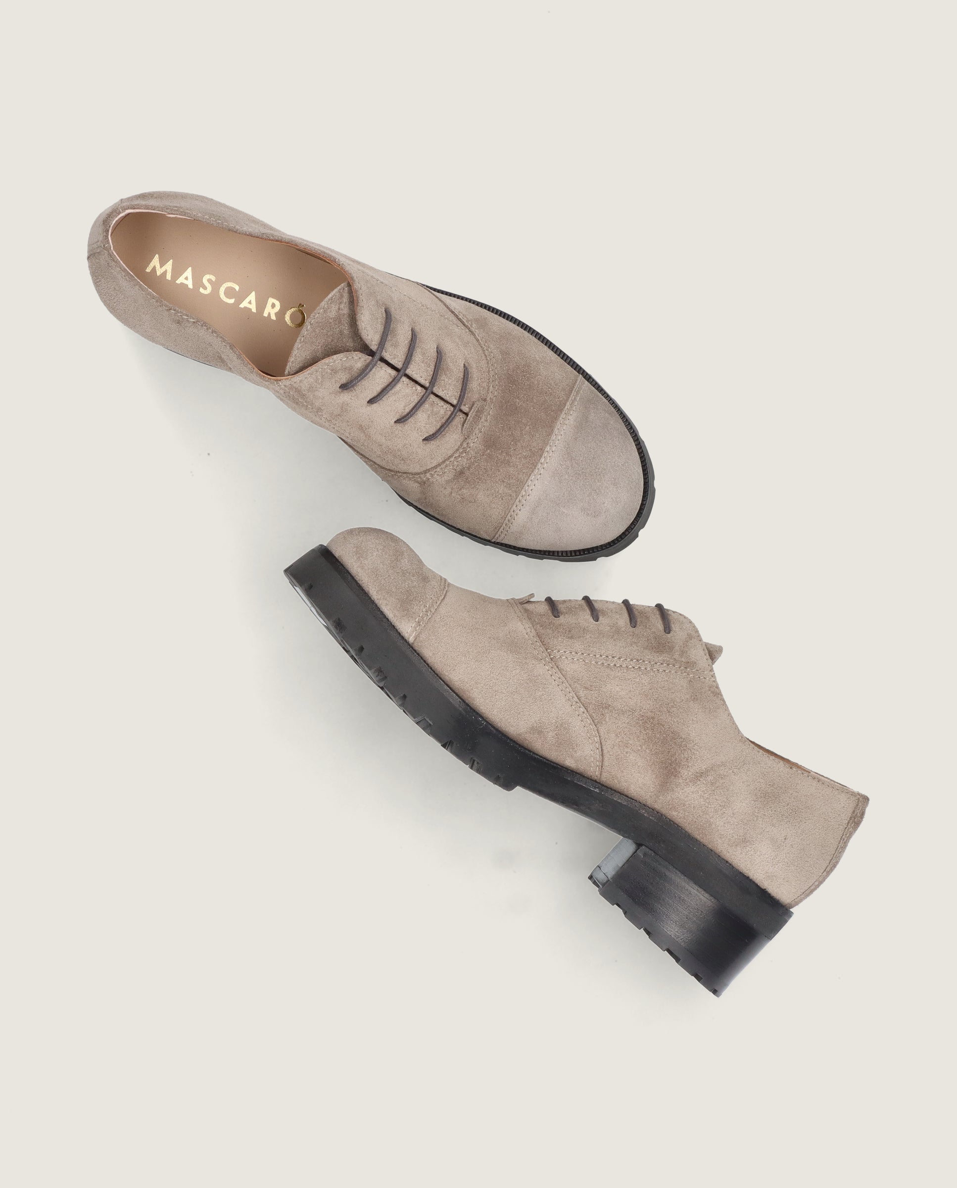 Zapatos Acordonados June Grises Ante