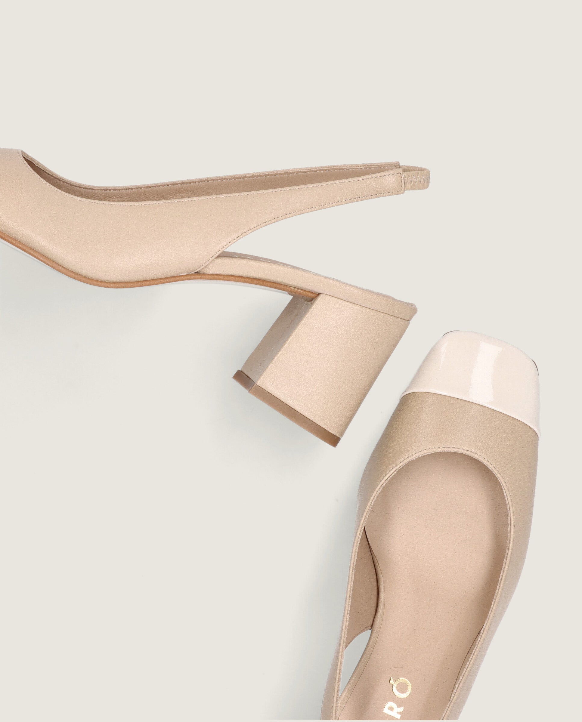 Anuk Brown Leather Pumps