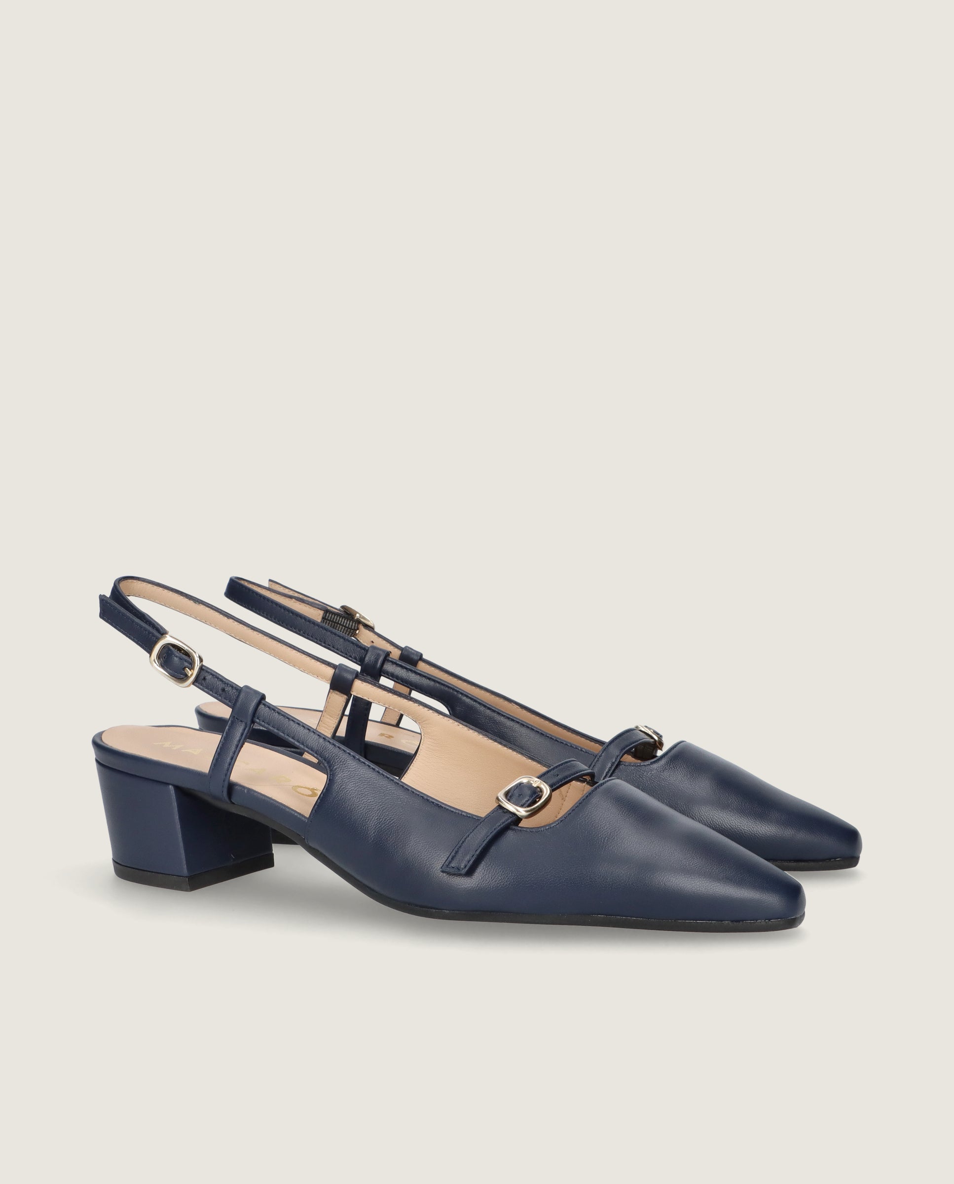Imagen de Salon Greta Azules Piel por Mascaro
