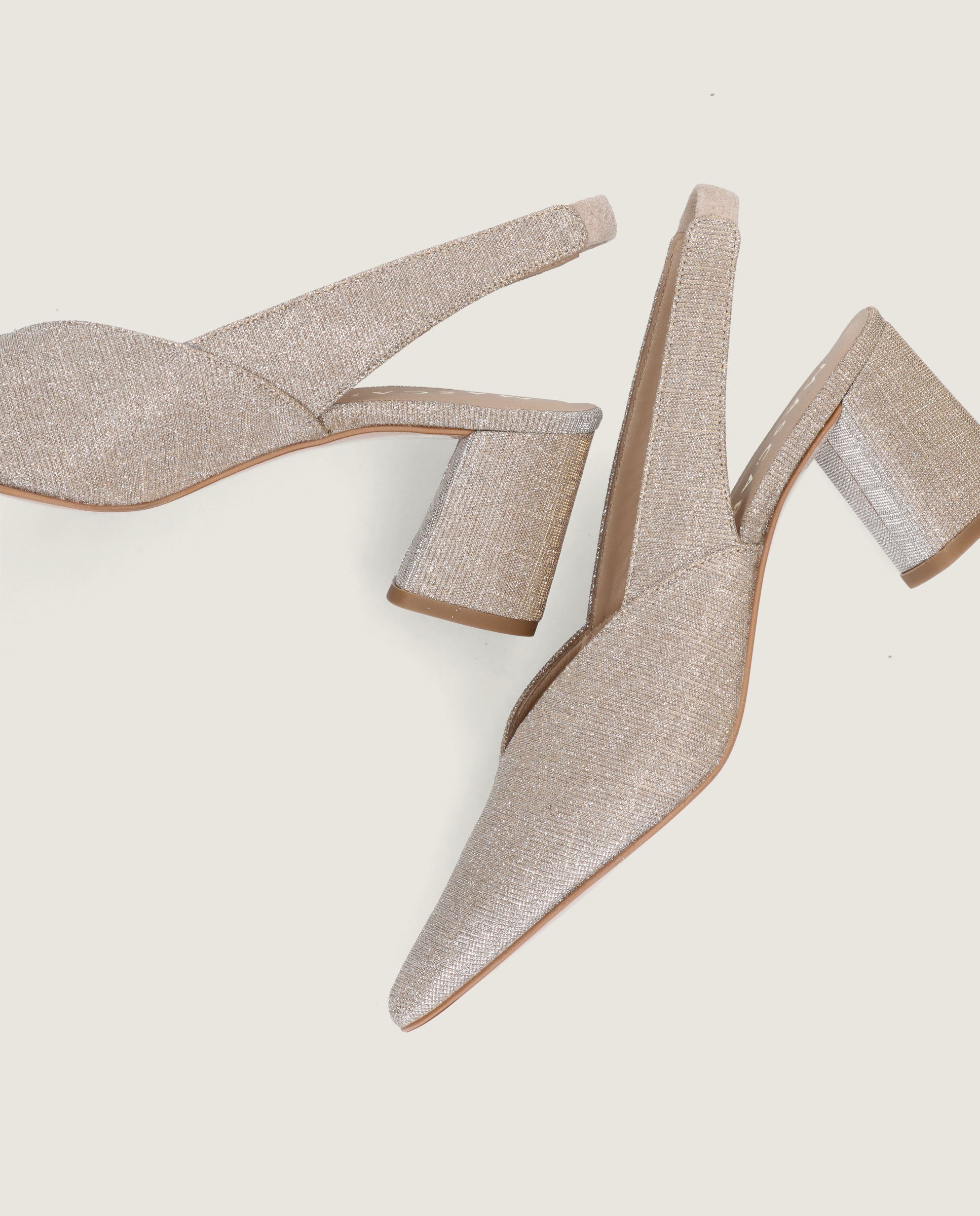 Salon Phoebe Silberne Gewebte Metallics