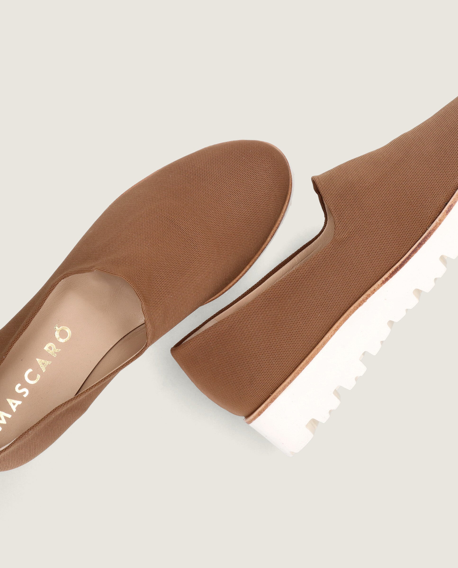 Gewebte Charlize Loafers in Braun
