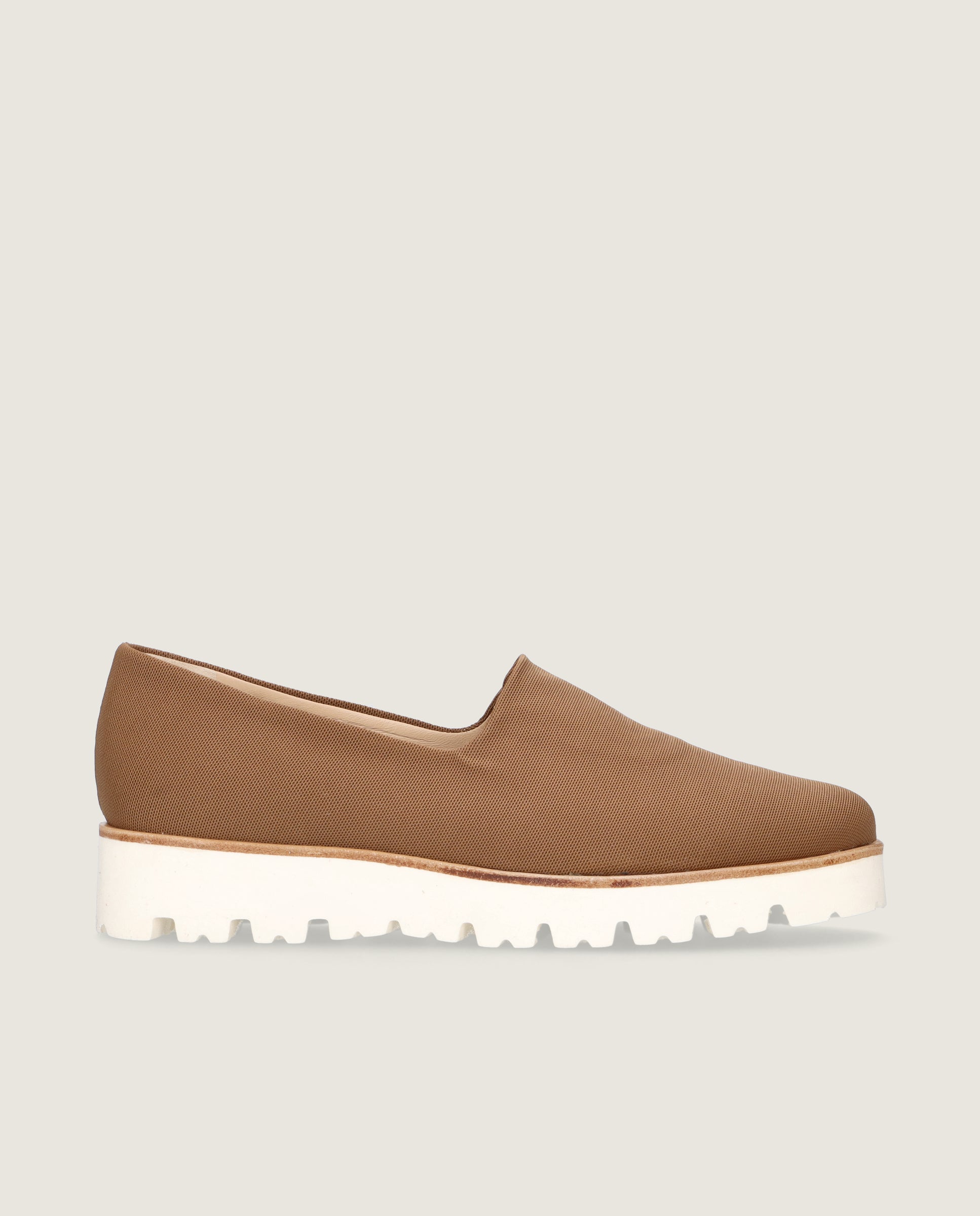 Gewebte Charlize Loafers in Braun
