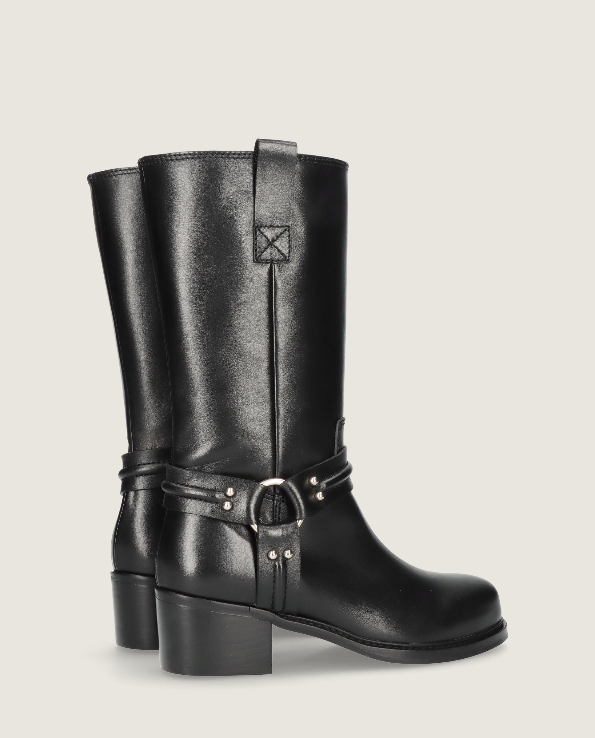 Botas de couro preto Chabela