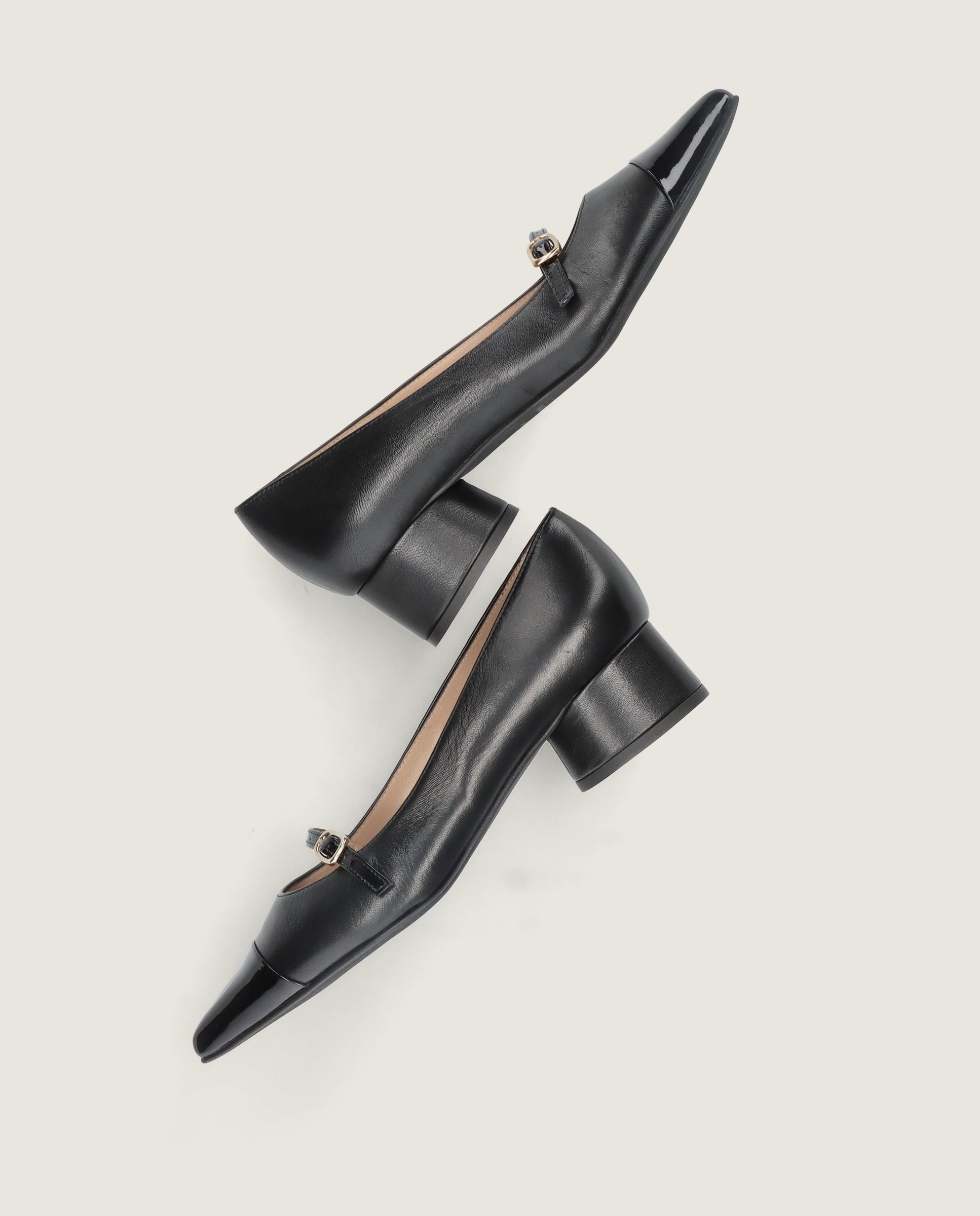 Holly Black Leather Pumps