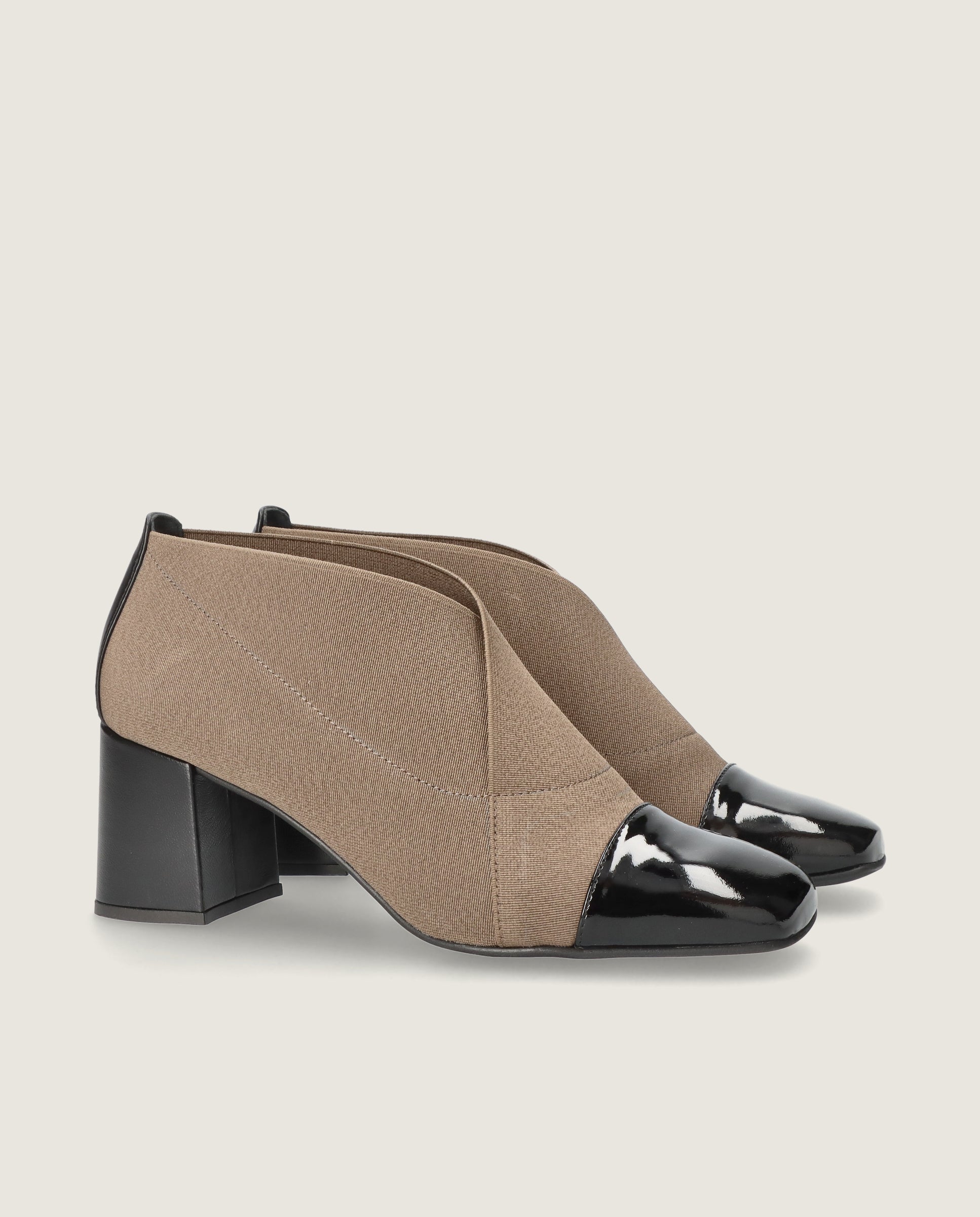 Zapatos Abotinados Anuk Marrones Tejidos