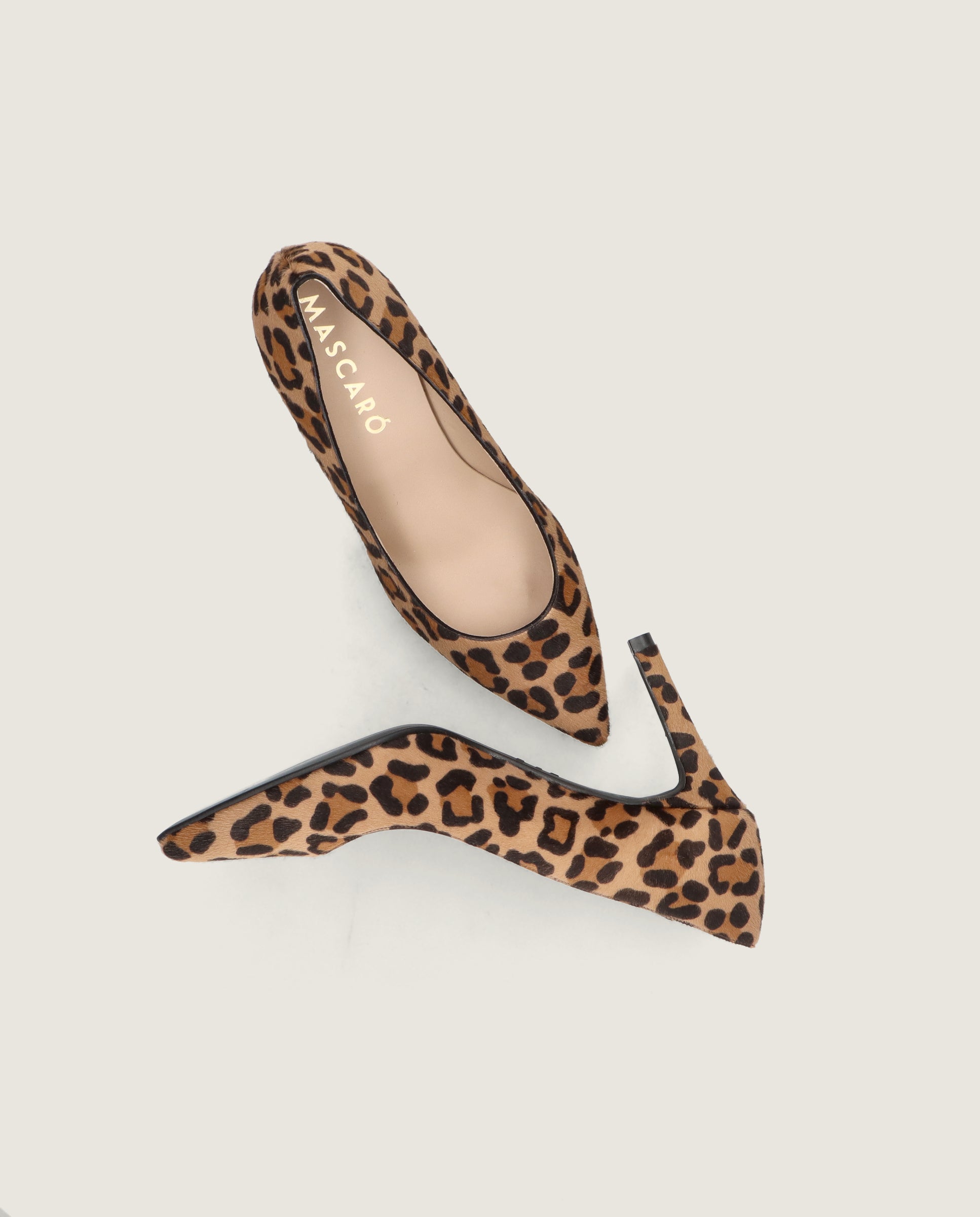 Salon Renata Animal print Poni