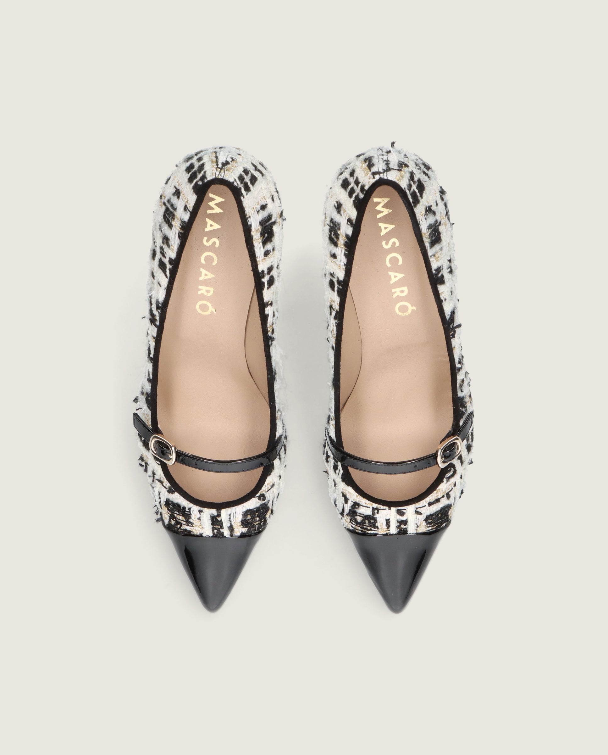 Salon Renata Negros Tejidos