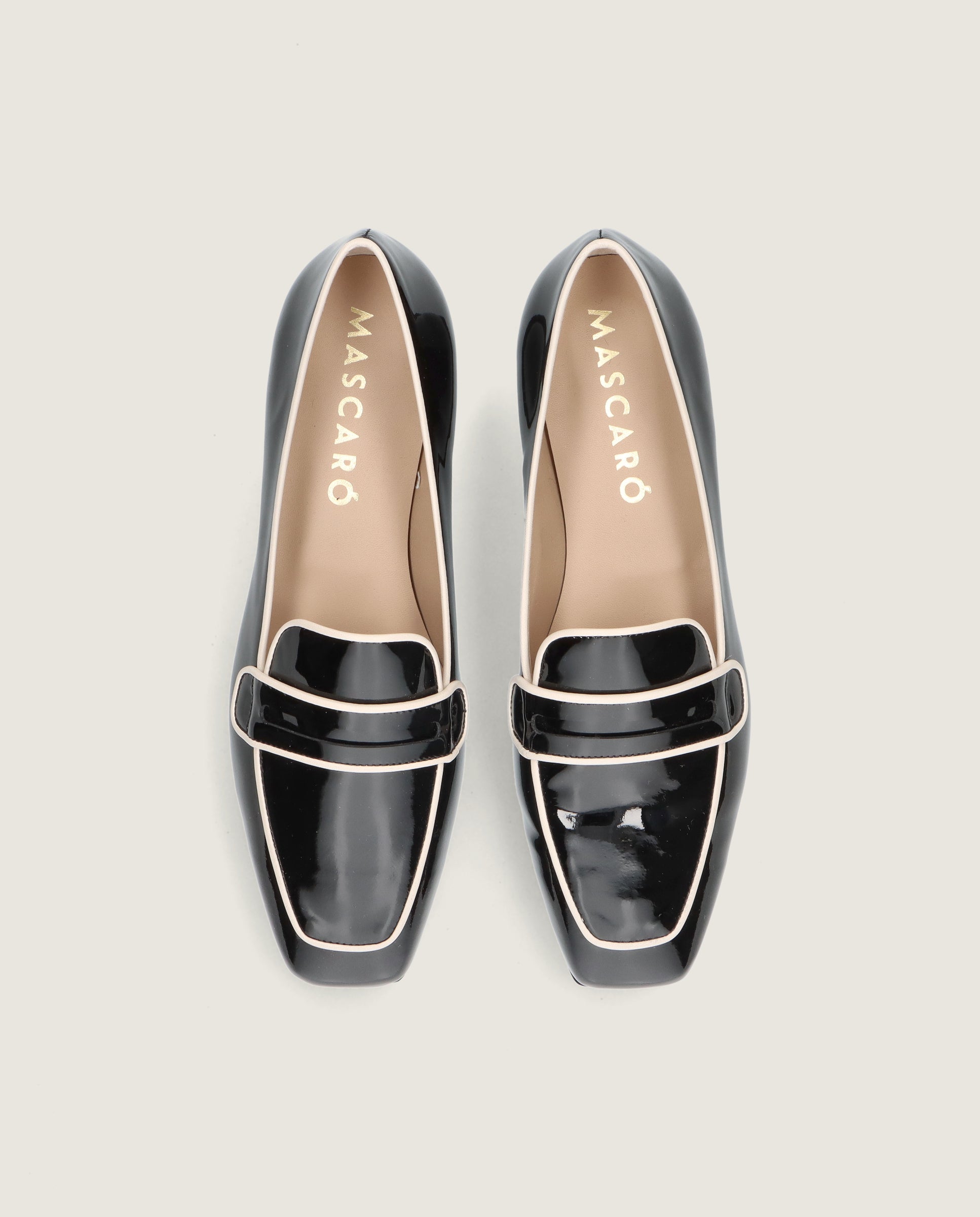 Vista alternativa de Loafers Camille Negros Charol por Mascaro