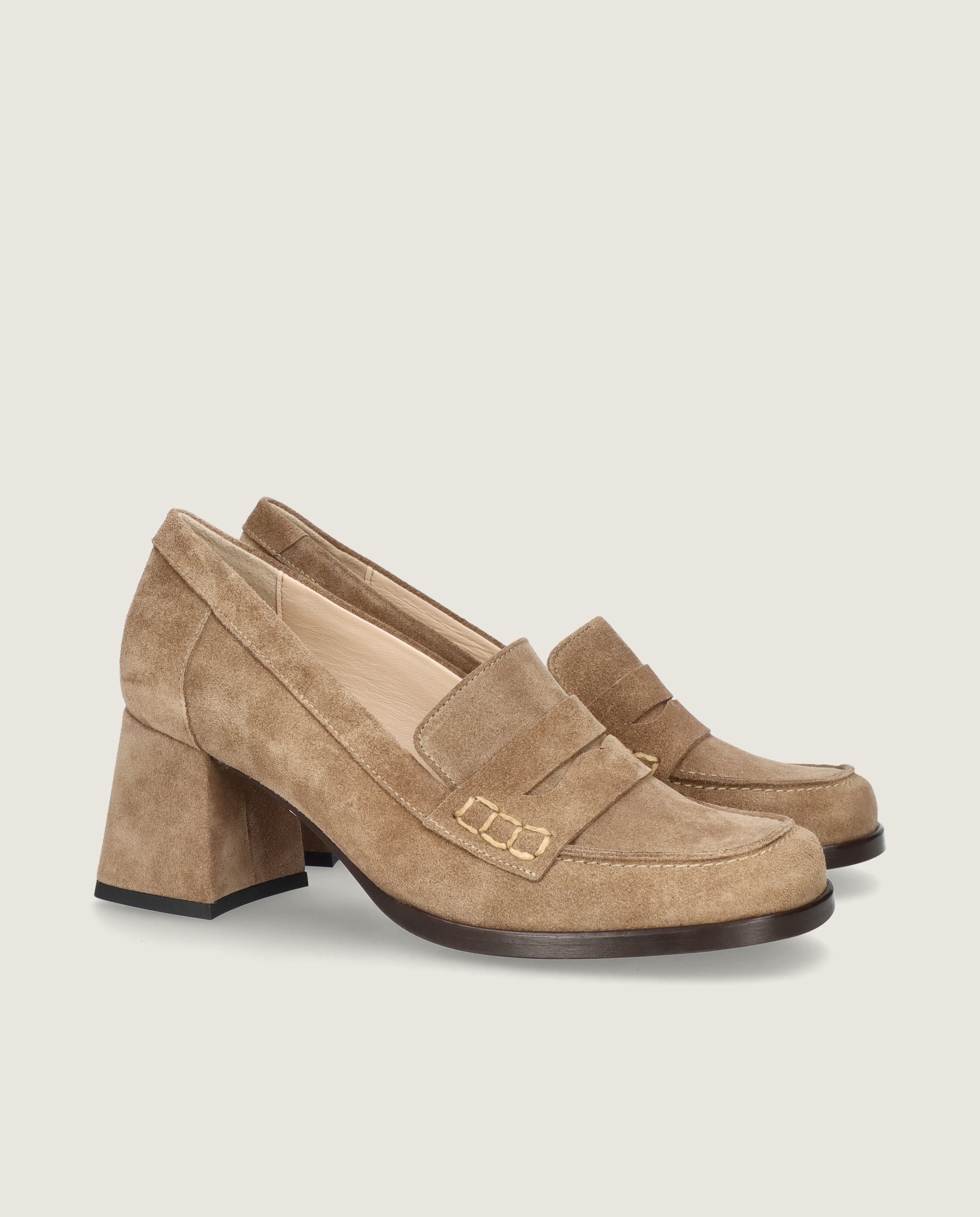 Loafers Talia Marrones Ante