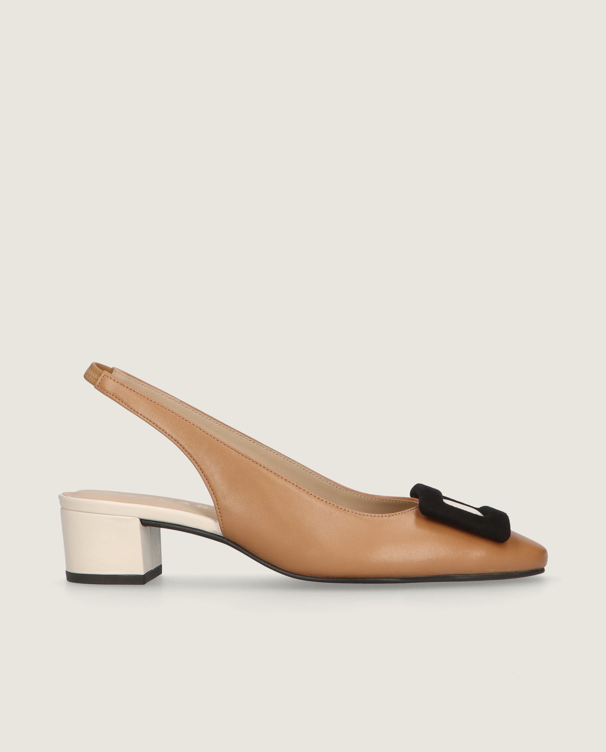 Salon Agnes Marrones Piel