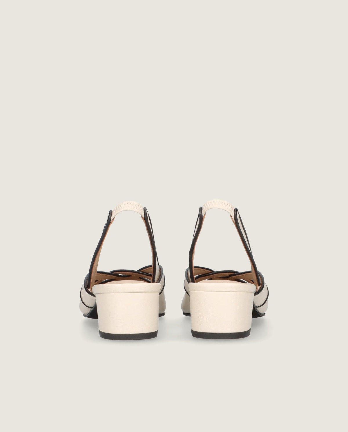 Salon du cuir Agnes Blancos