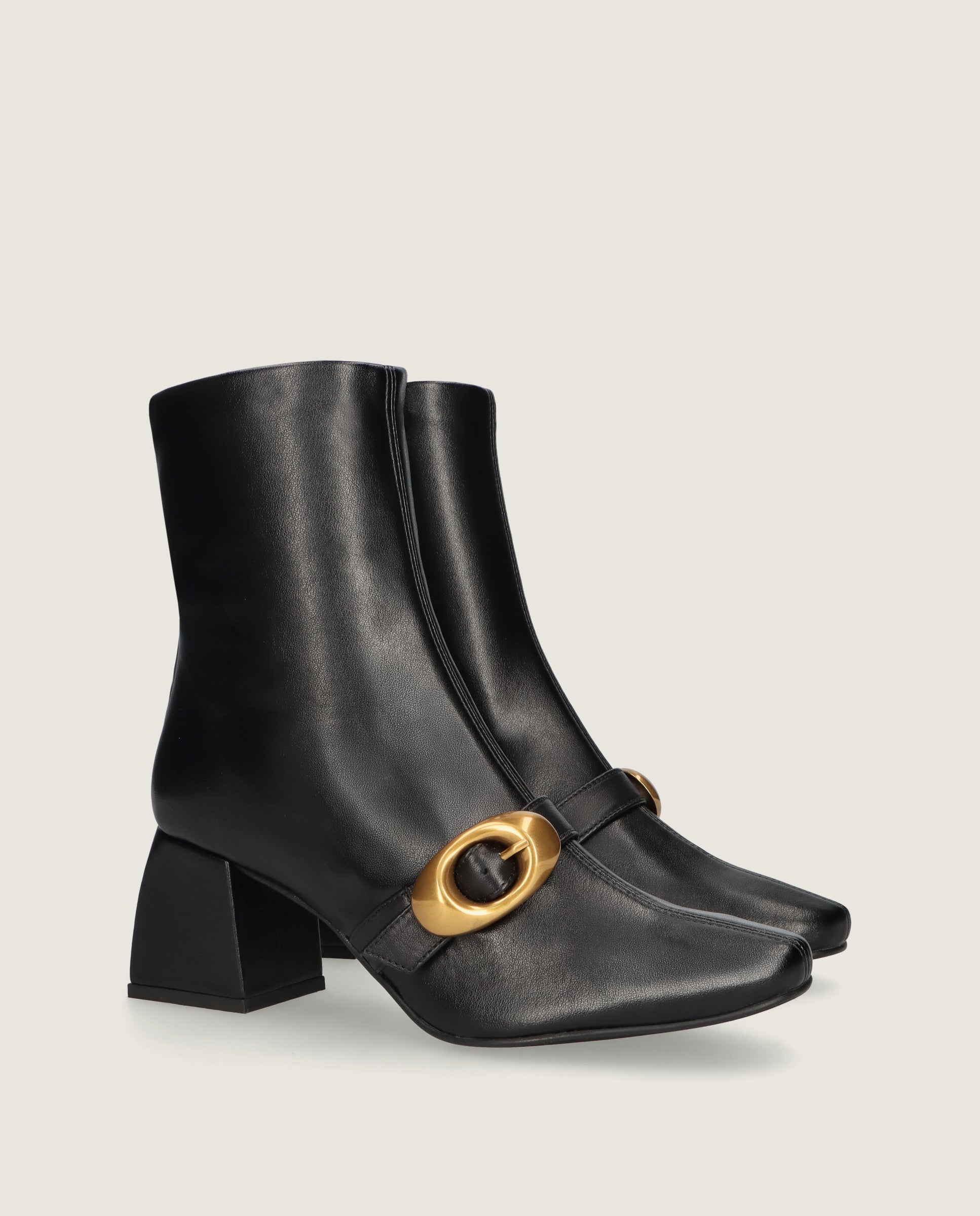 Imagen de Botines Freja Negros Tejidos por Mascaro