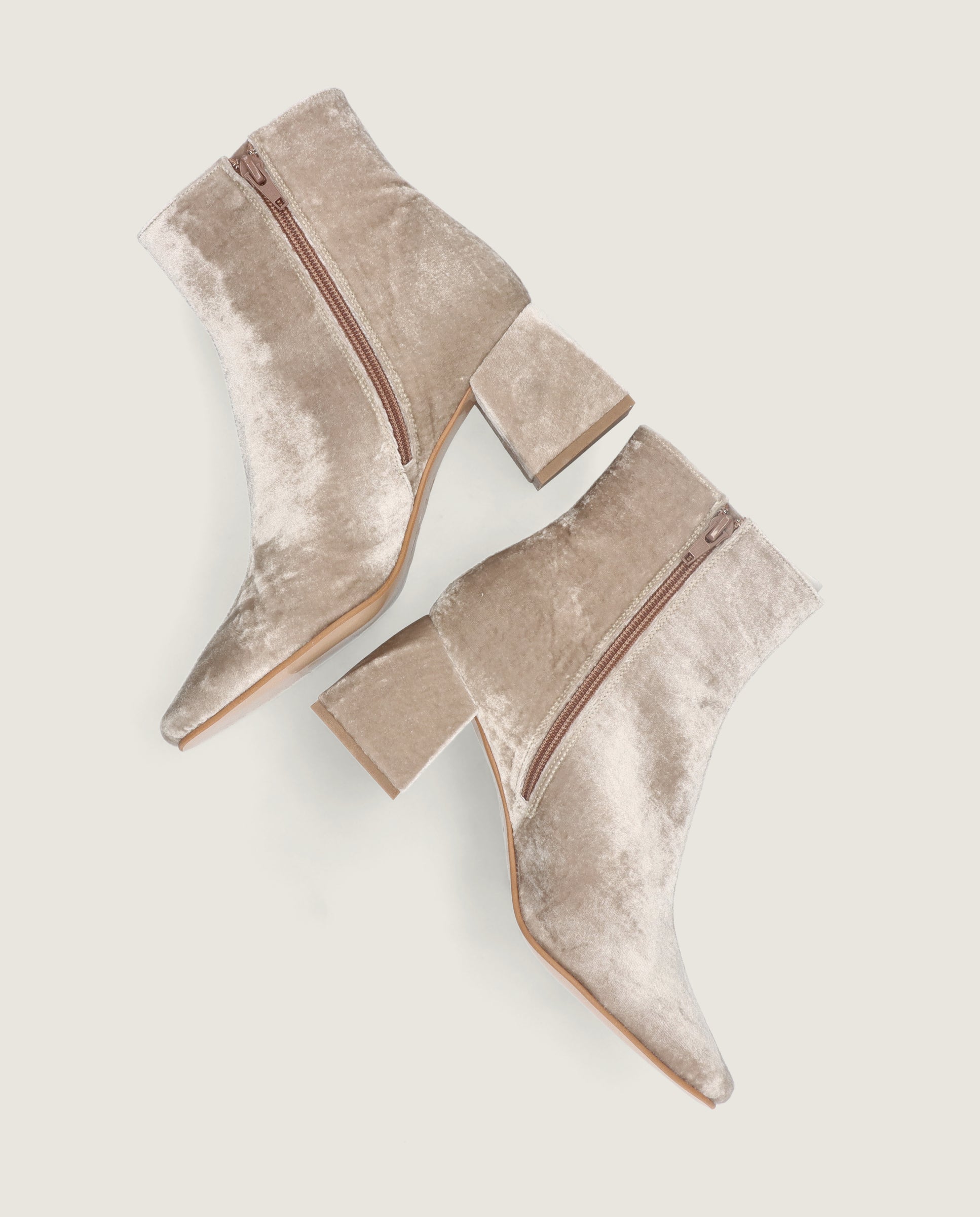 Botines Freja Beiges Tejidos