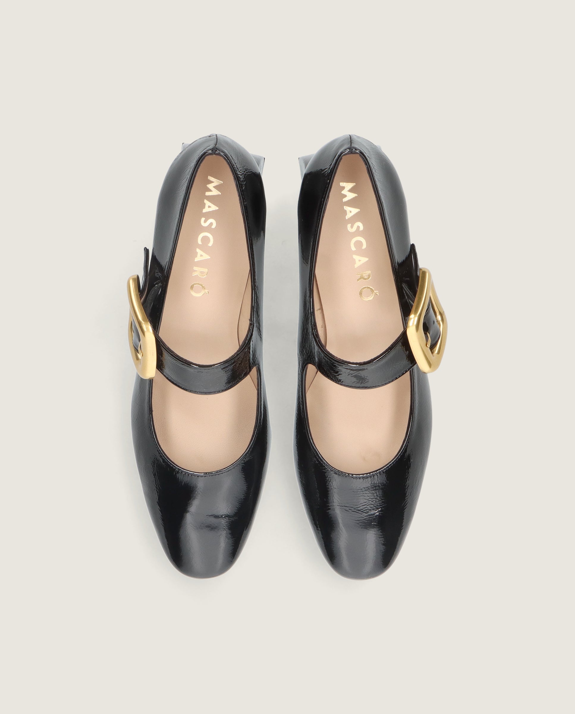 Vista alternativa de Salon Freja Marrones Charol por Mascaro