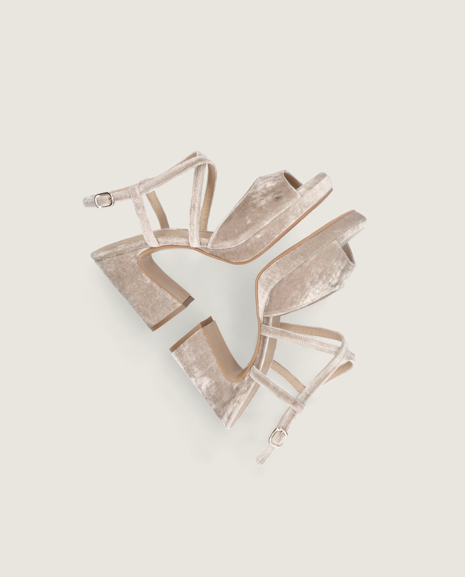 Beige Mary Sandalen Gewebe