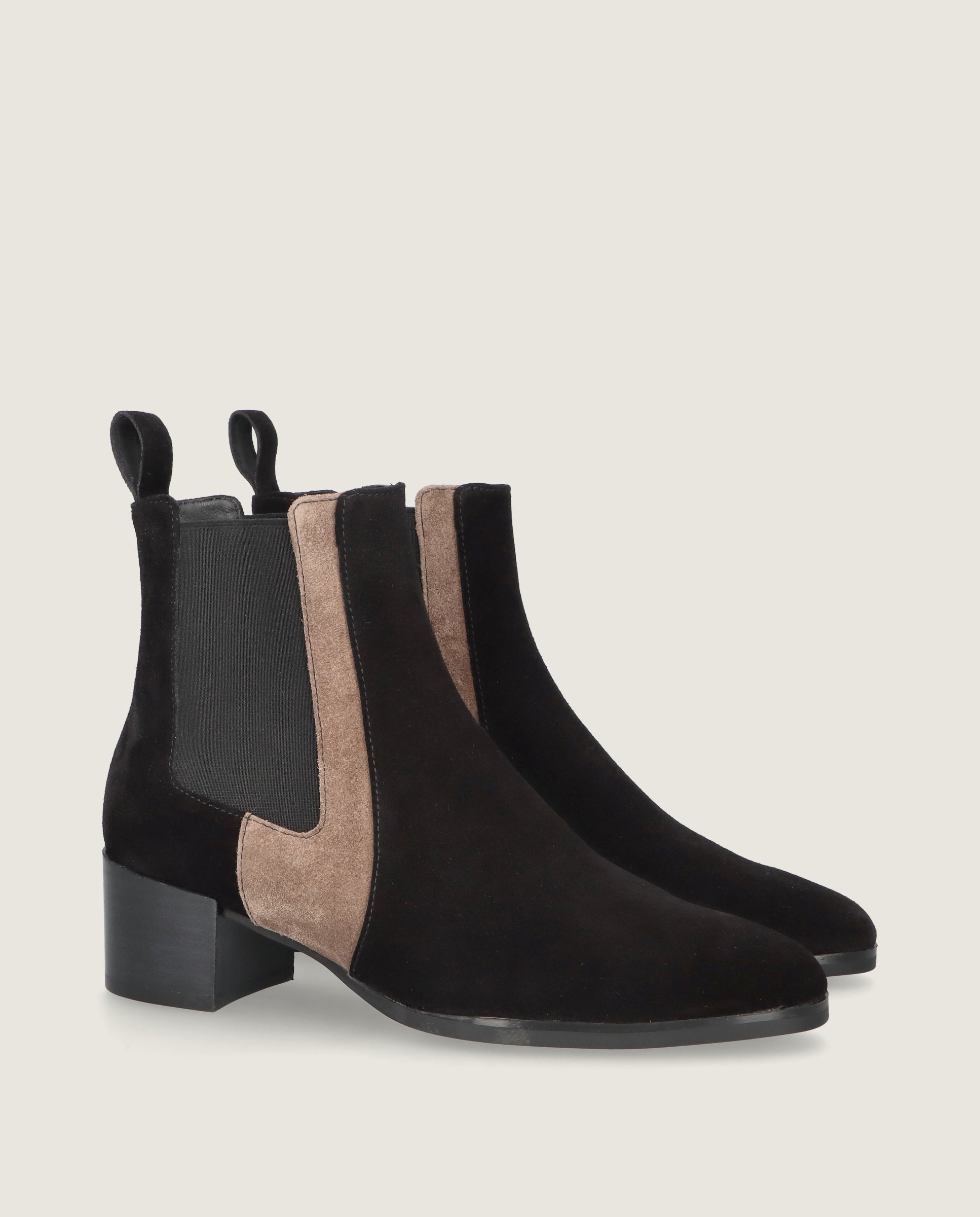 Imagen de Botines Sharon Negros Ante por Mascaro