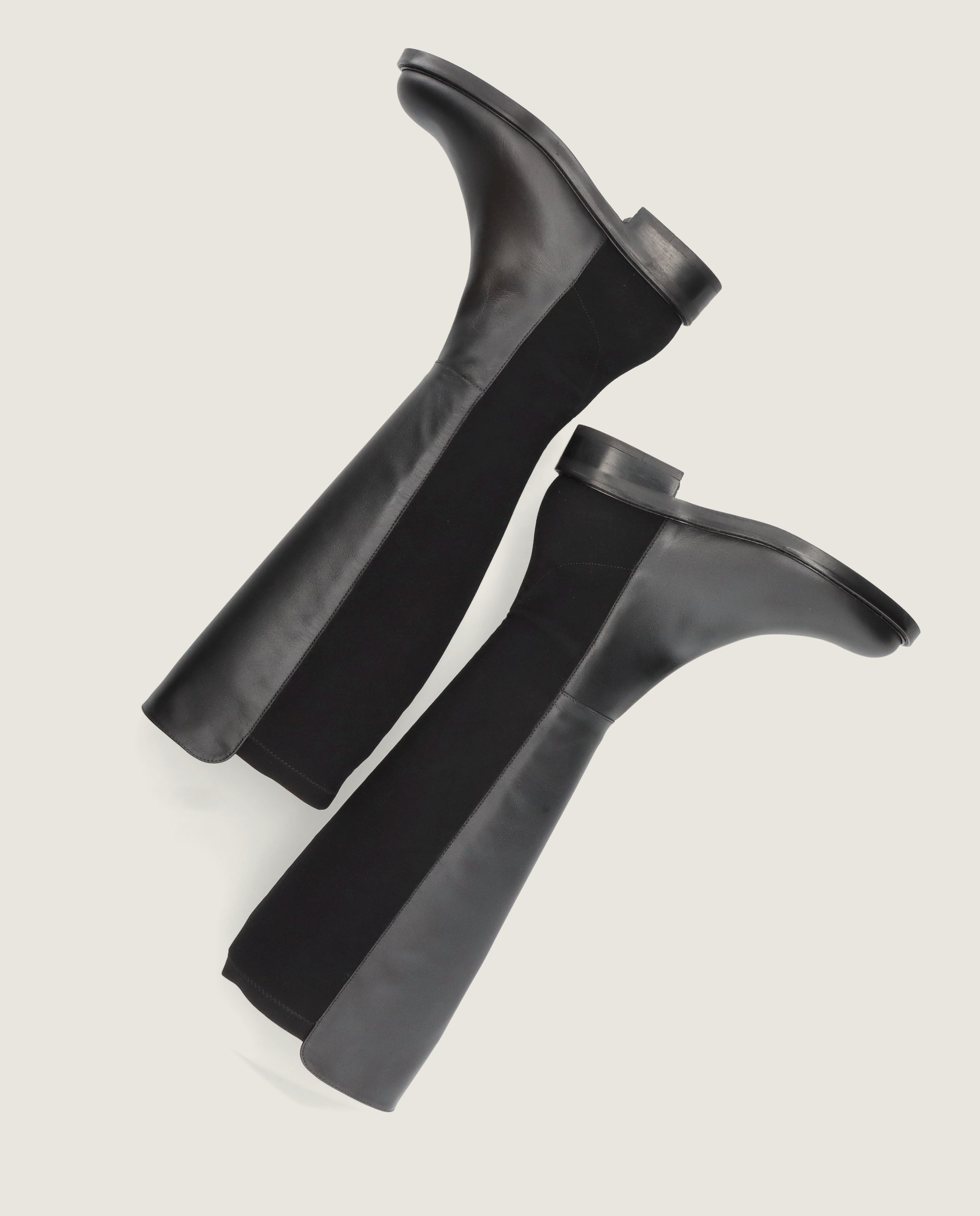 JANNE Black Leather Boots