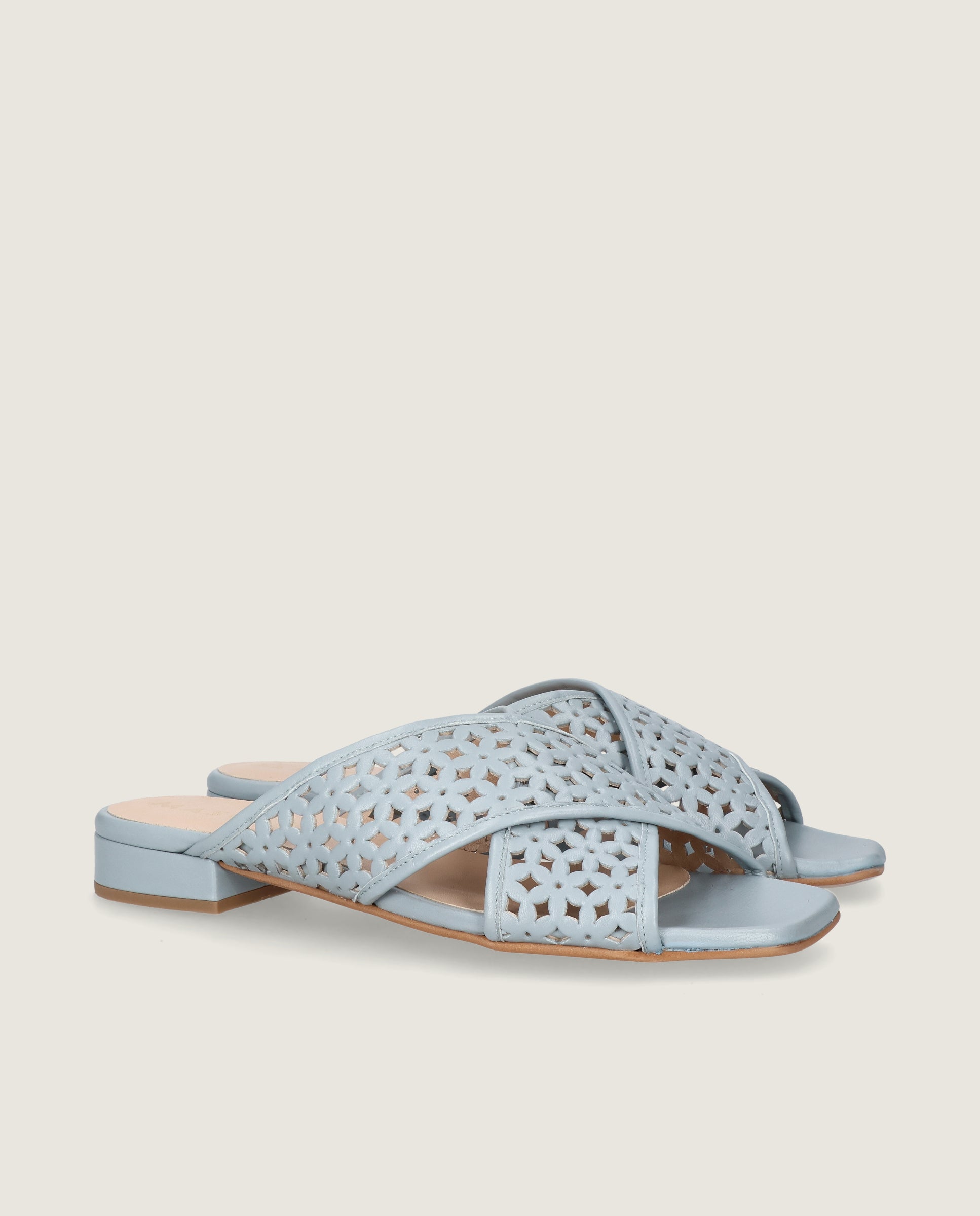 Imagen de Sandalias Eva Azules Piel por Mascaro