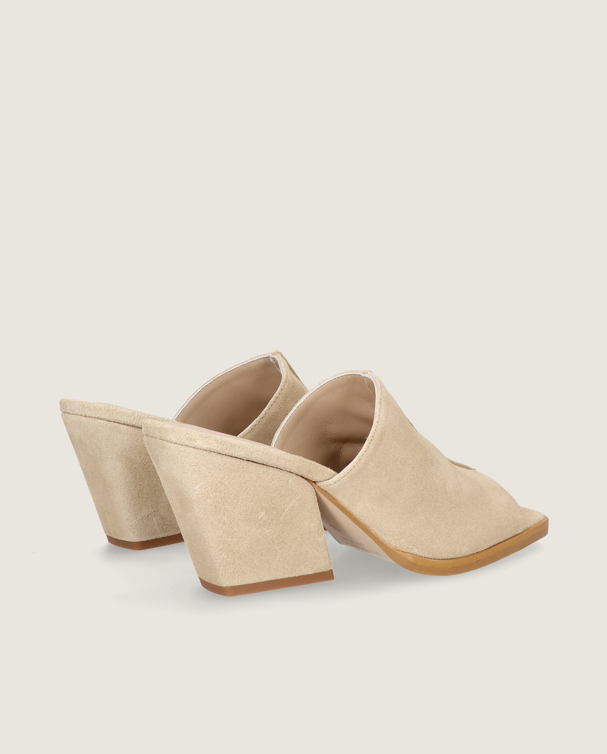 Sandalias Emi Beiges Ante