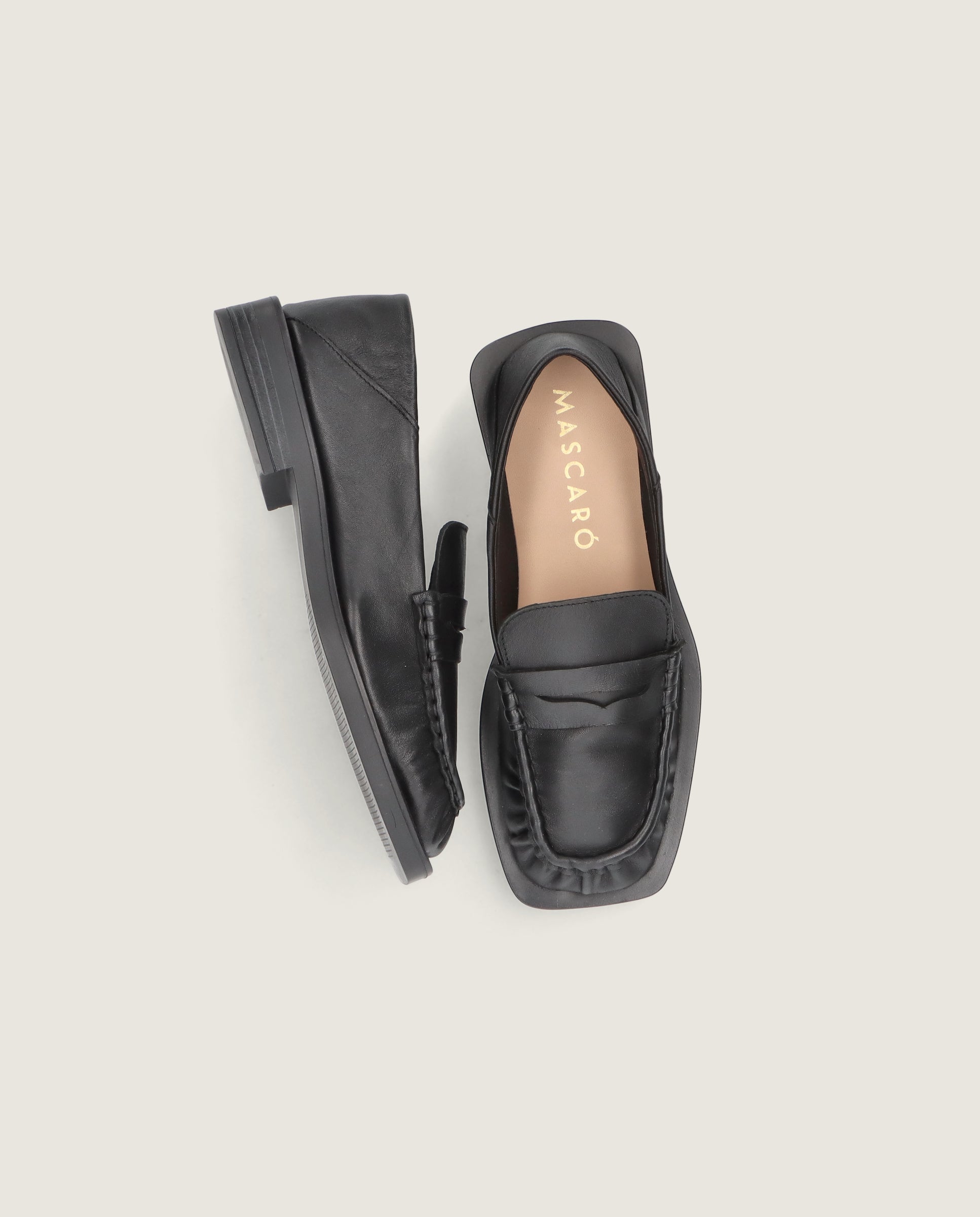 Loafers Amara Negros Piel