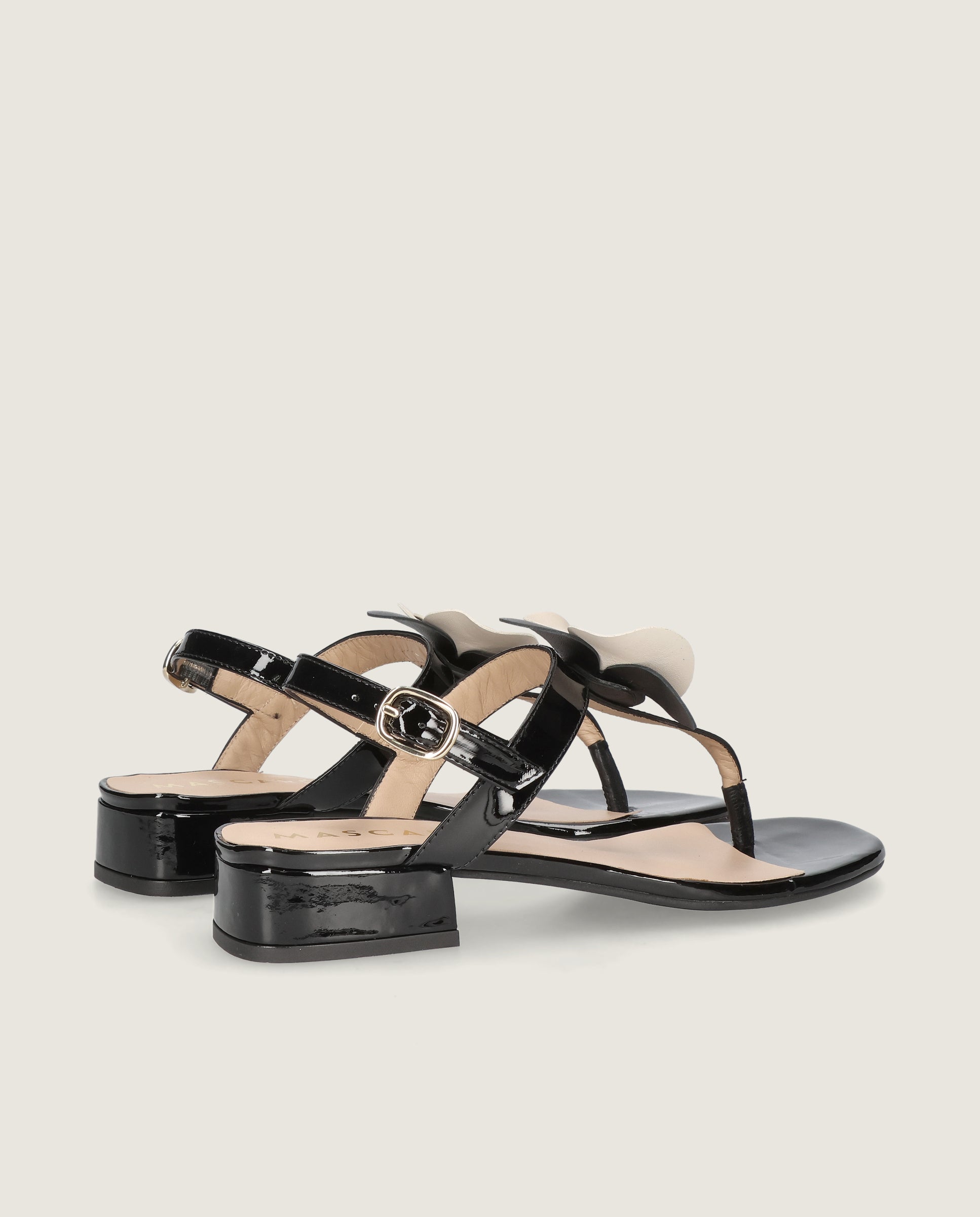 Sandalias Amelie Negros Charol