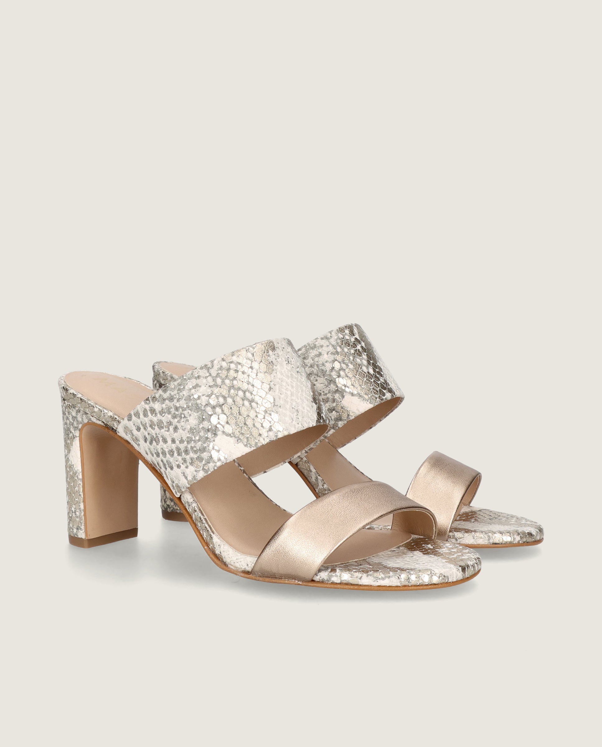 Image de Clarice Sandal in Metallic-Leder par Mascaro