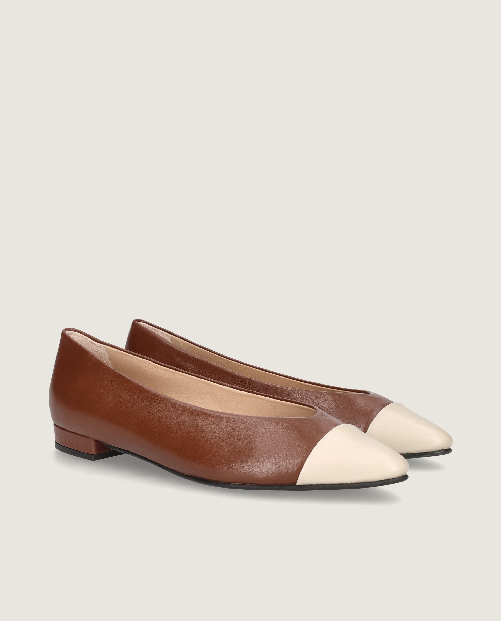 Image of Ballerina Elise in soft leather by Mascaro