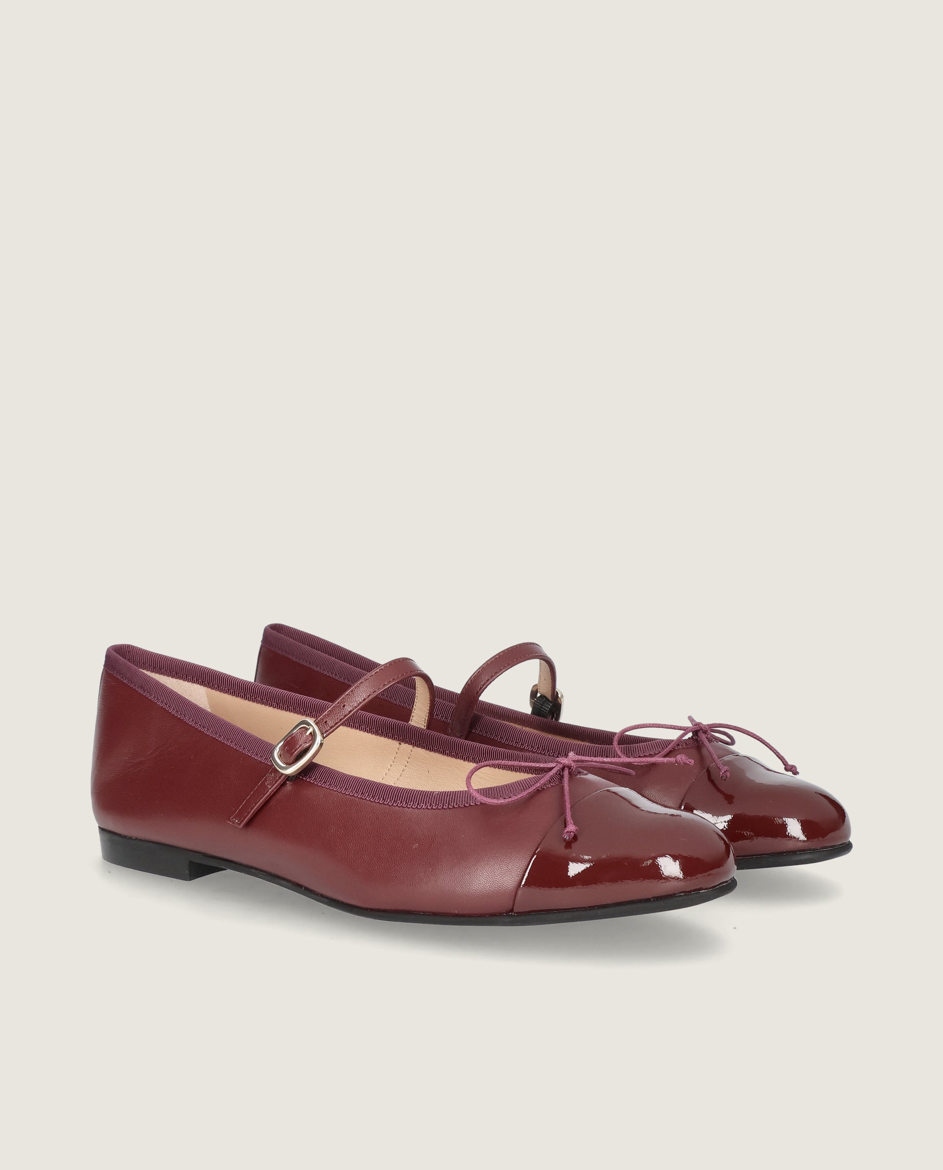 Image of Audrey ballerina in soft leather and patent leather by Mascaro