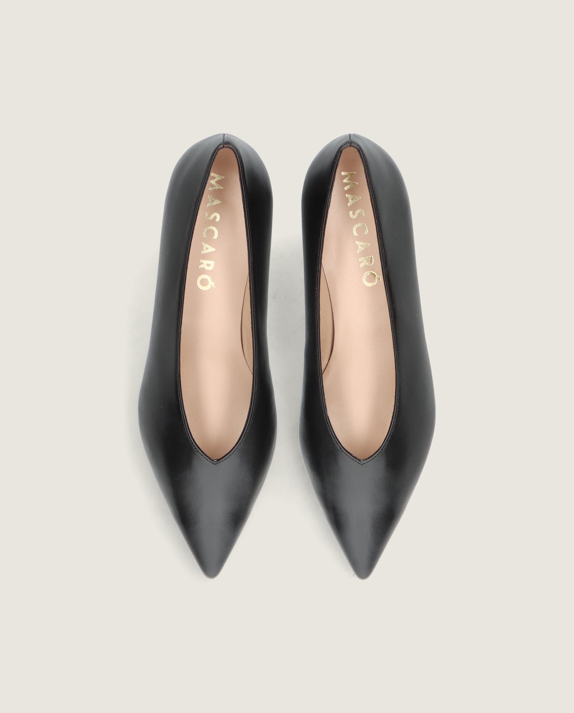 Vista alternativa de Salon Holly Negros Piel por Mascaro