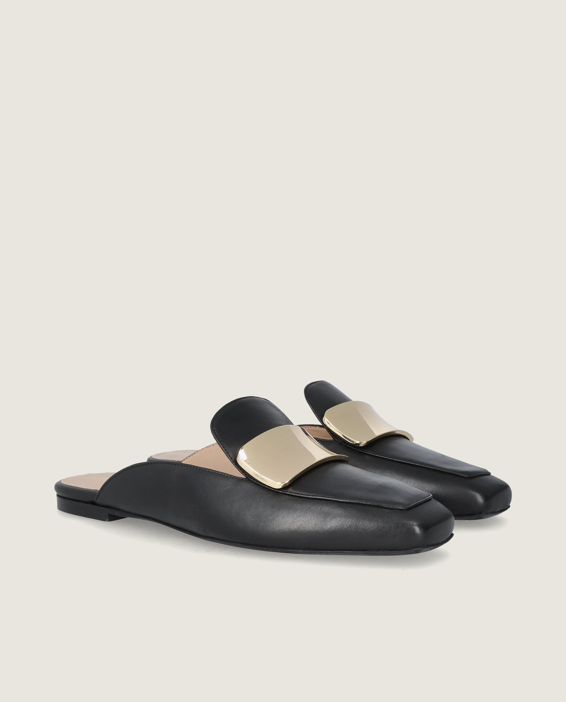 Mules Camille Negros Piel