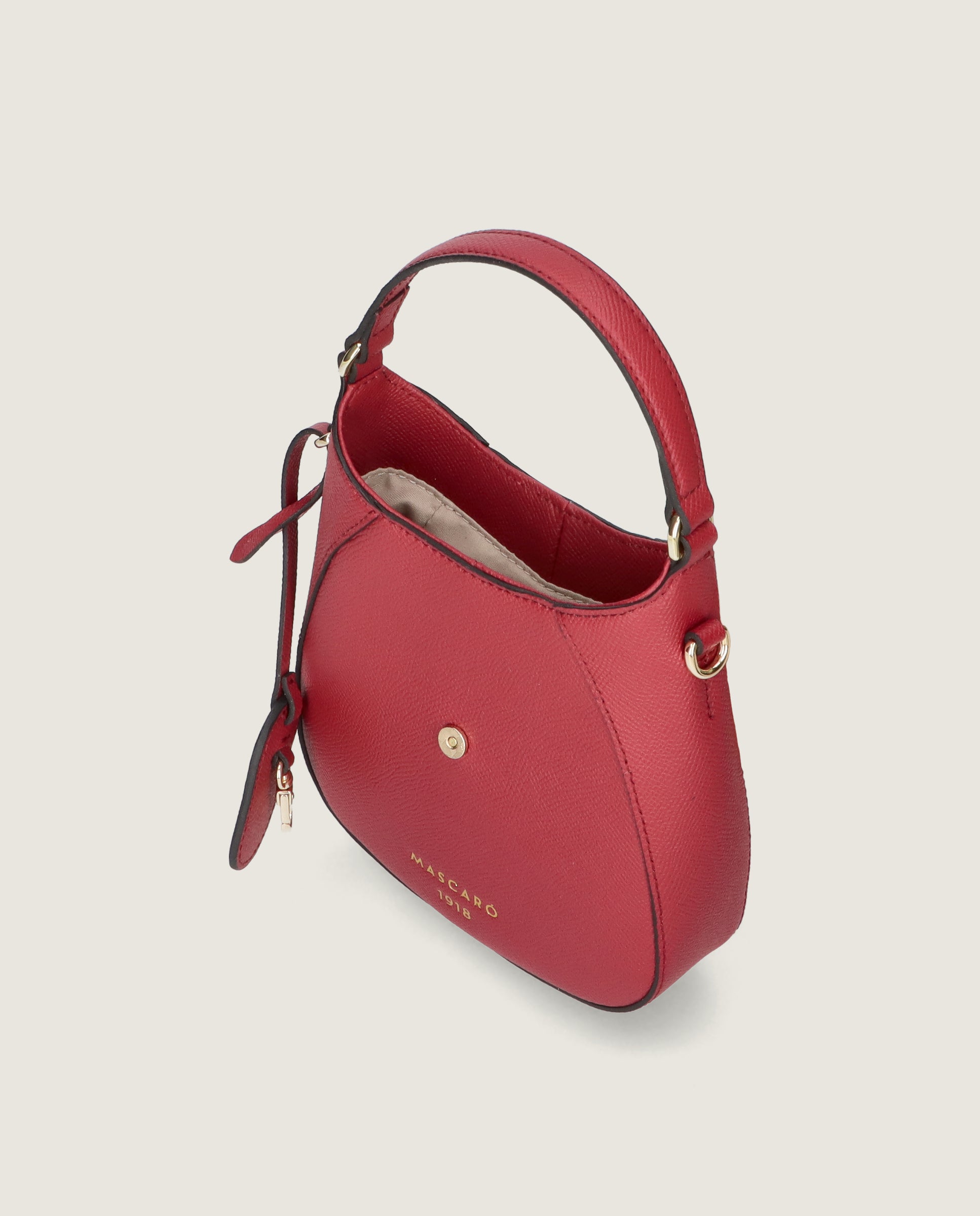 Bolsas de couro vermelhas