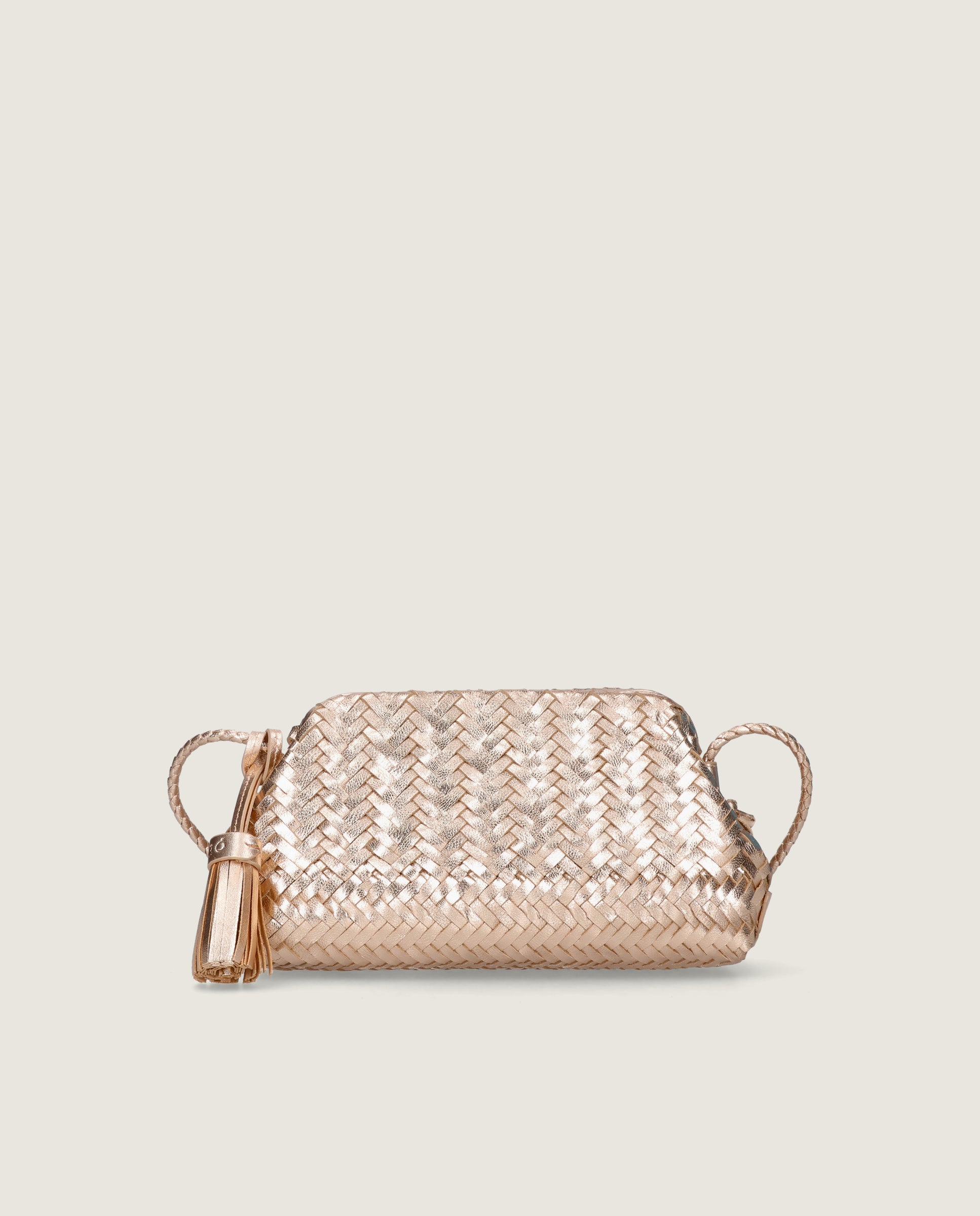 Clutch aus nudefarbenem und goldfarbenem Leder