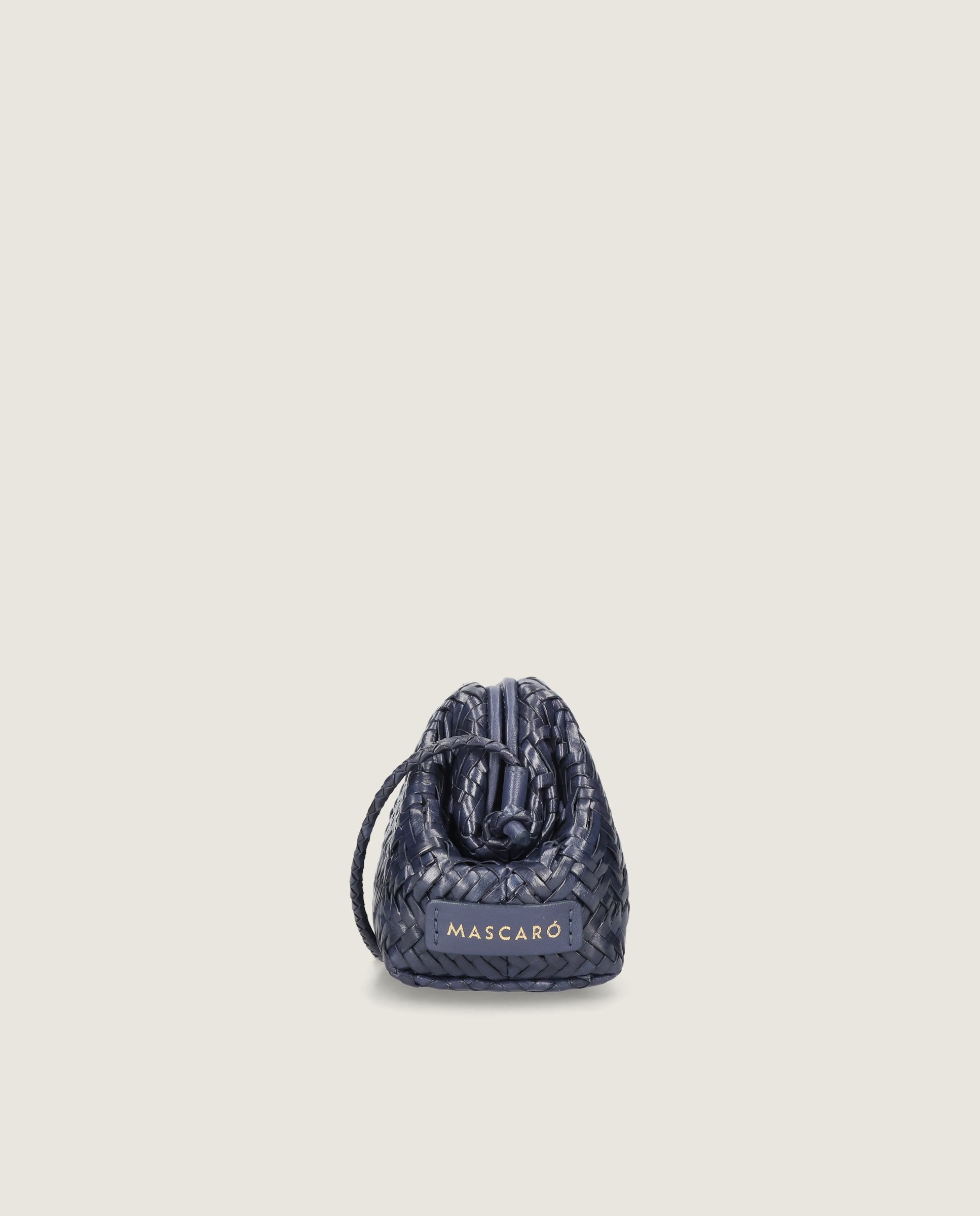 Bolso trenzado en piel azul marino