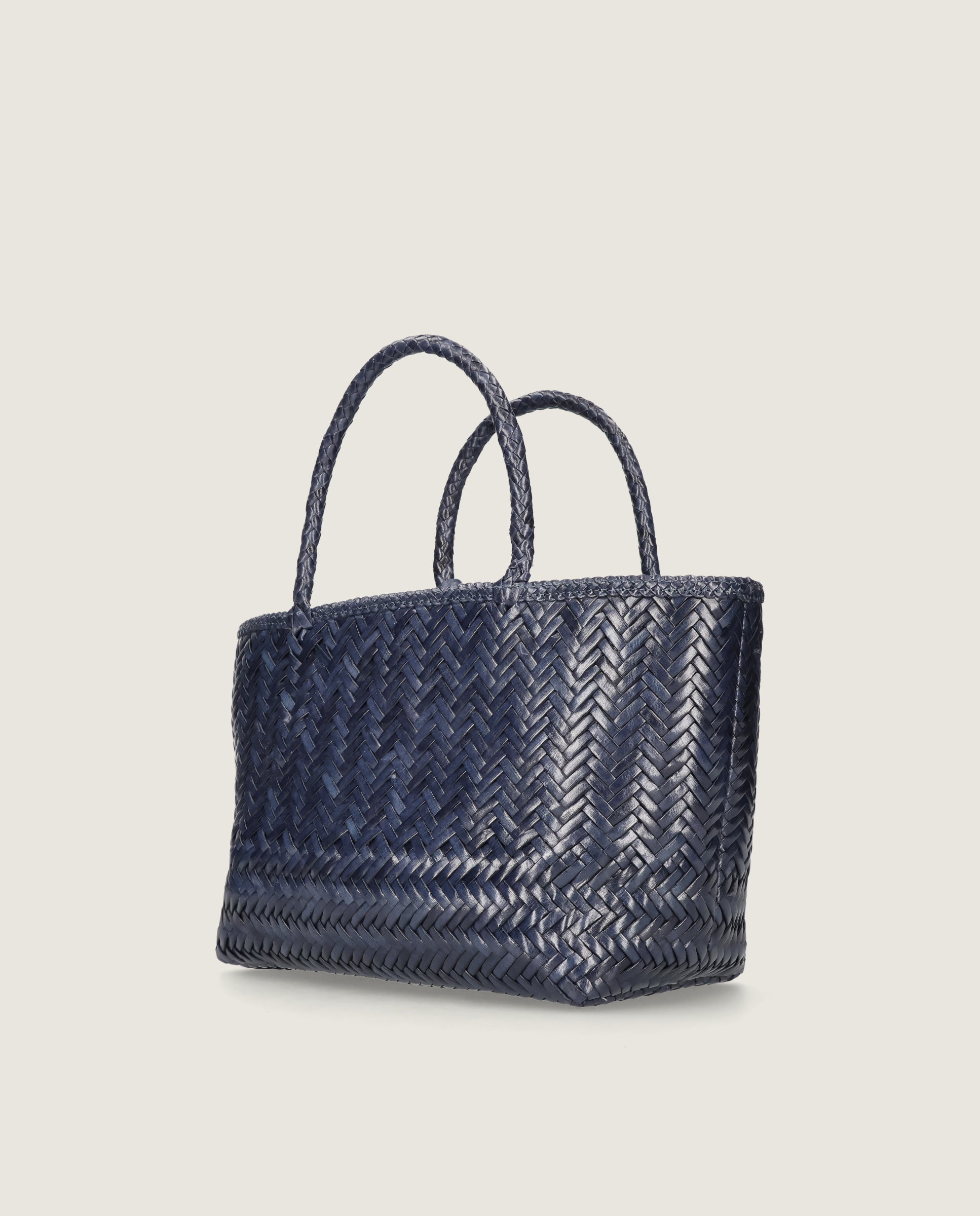 Bolso tote trenzado en piel azul marino